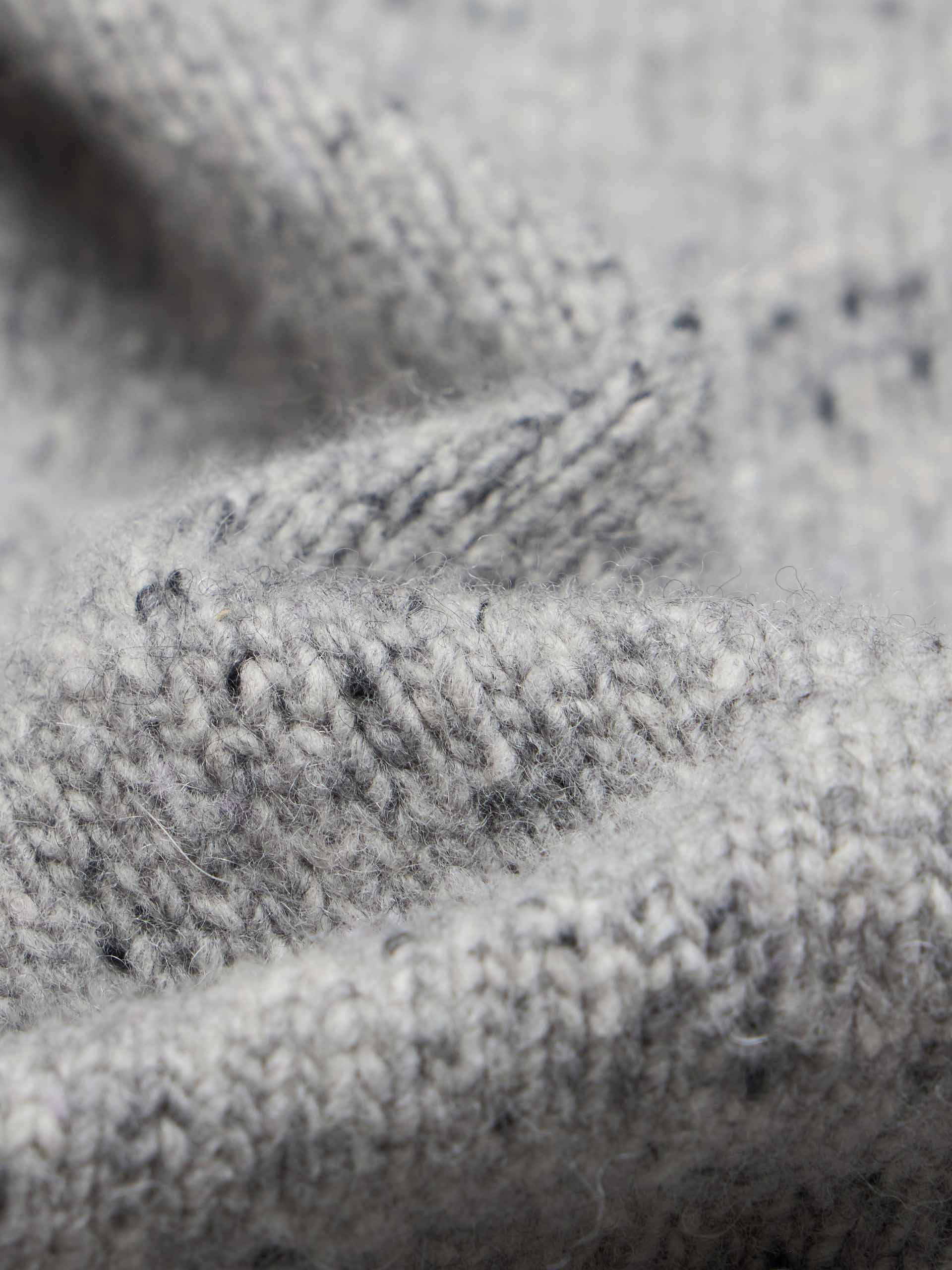 Argyle V-neck Sweater - Image 4