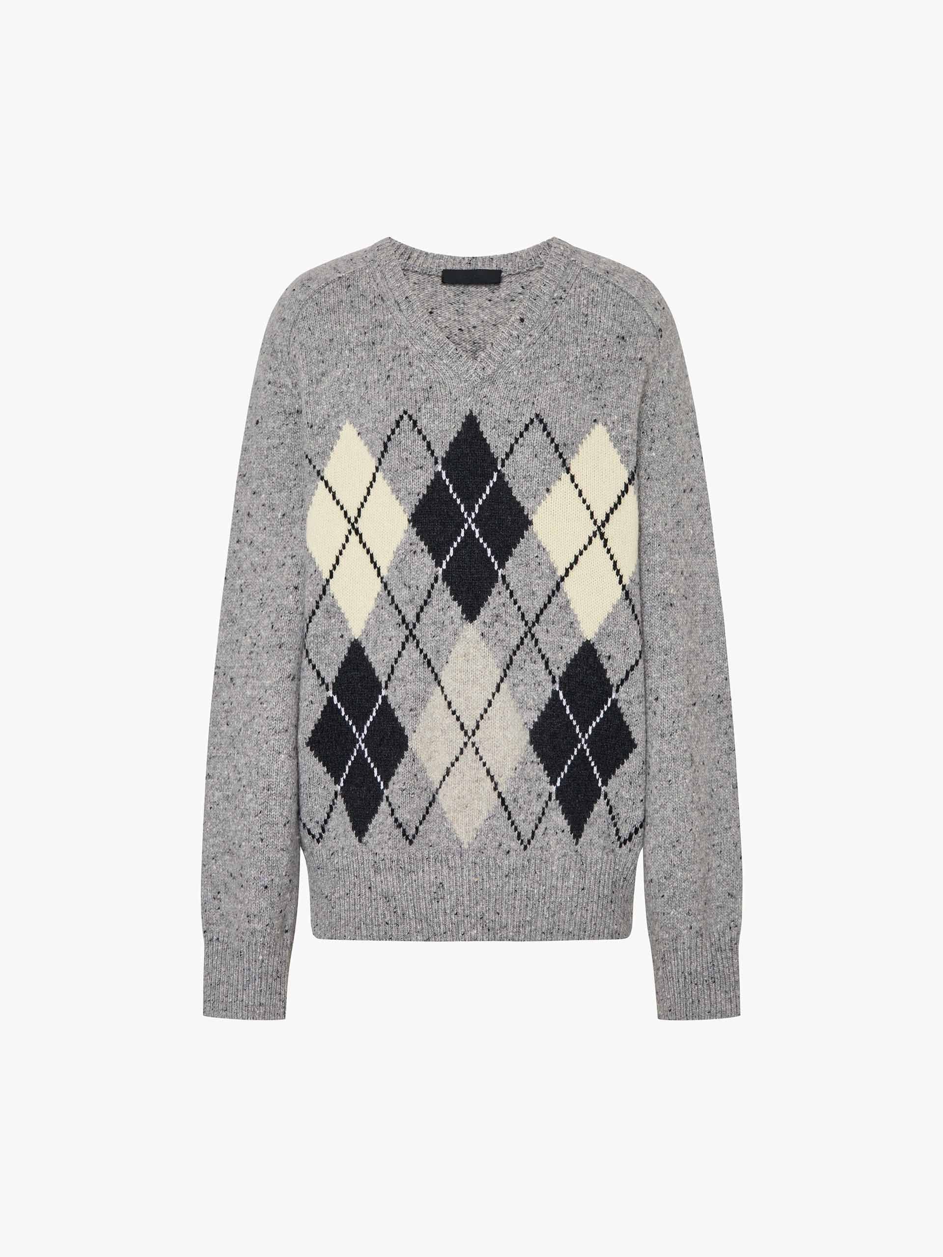 Argyle V-neck Sweater - Image 5