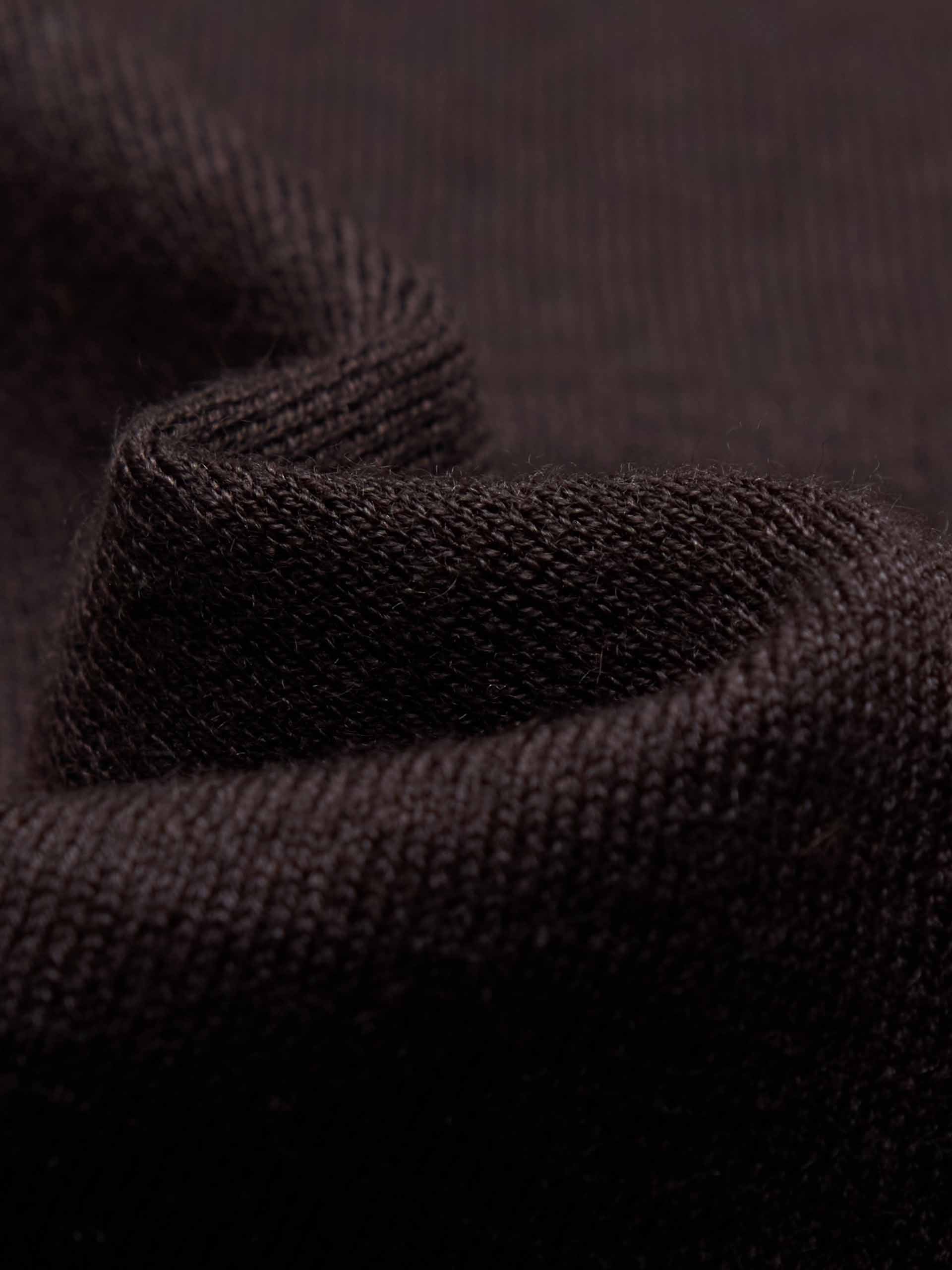 Asymmetric Hem Soft Top - Image 19