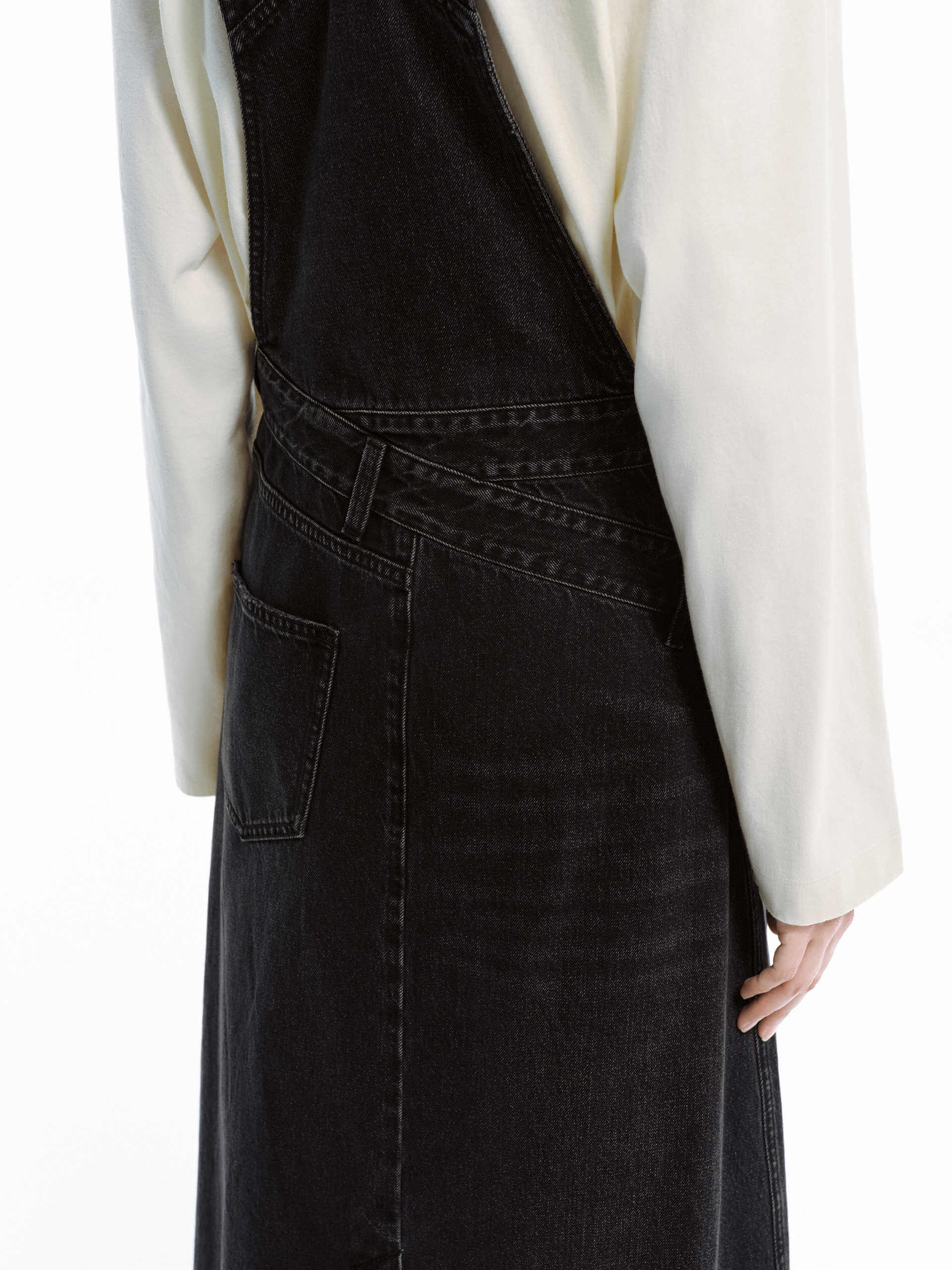 Asymmetrical Hem Denim Dress - Image 5