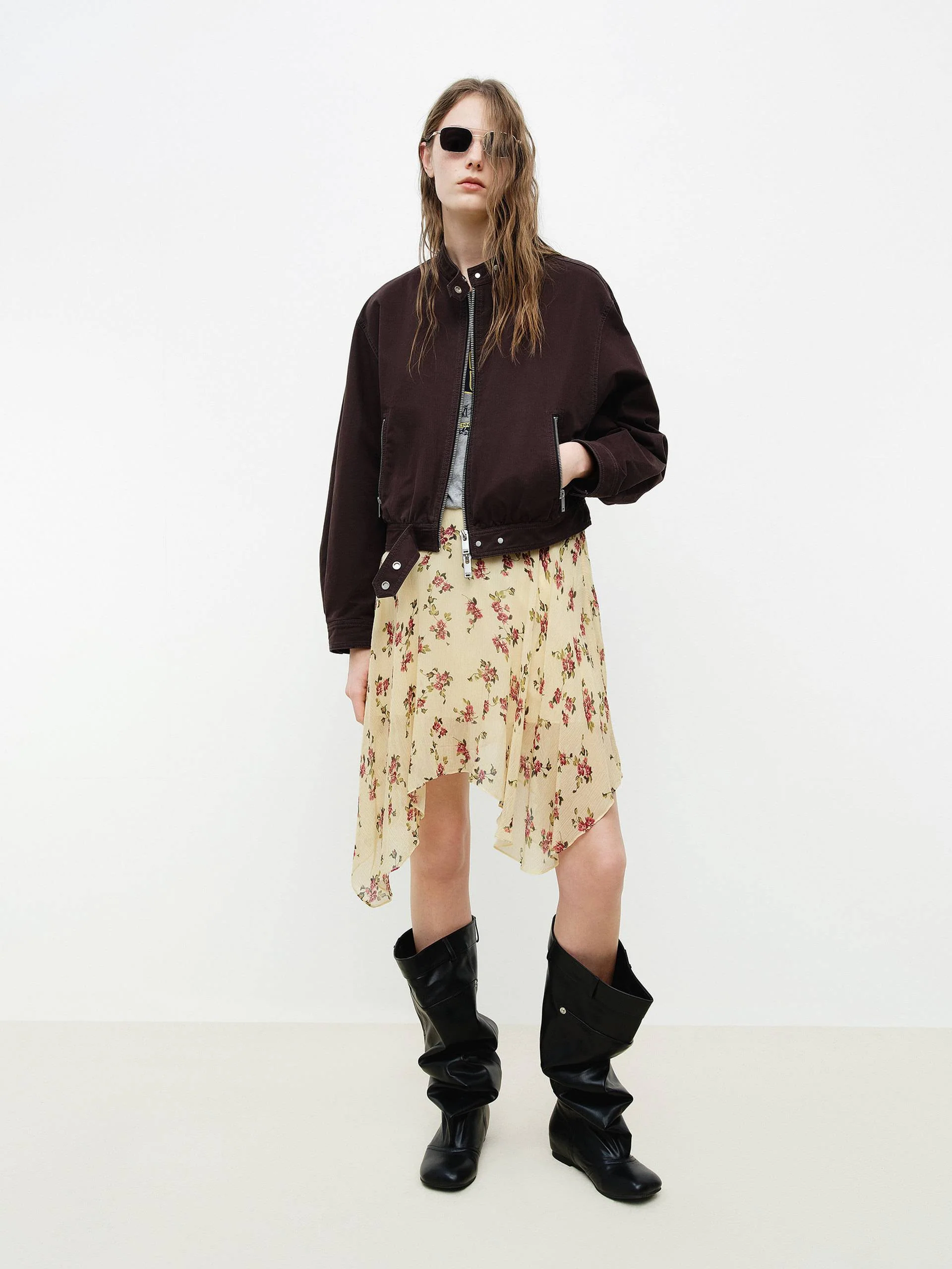 Asymmetrical Hem Floral Skirt - Image 2