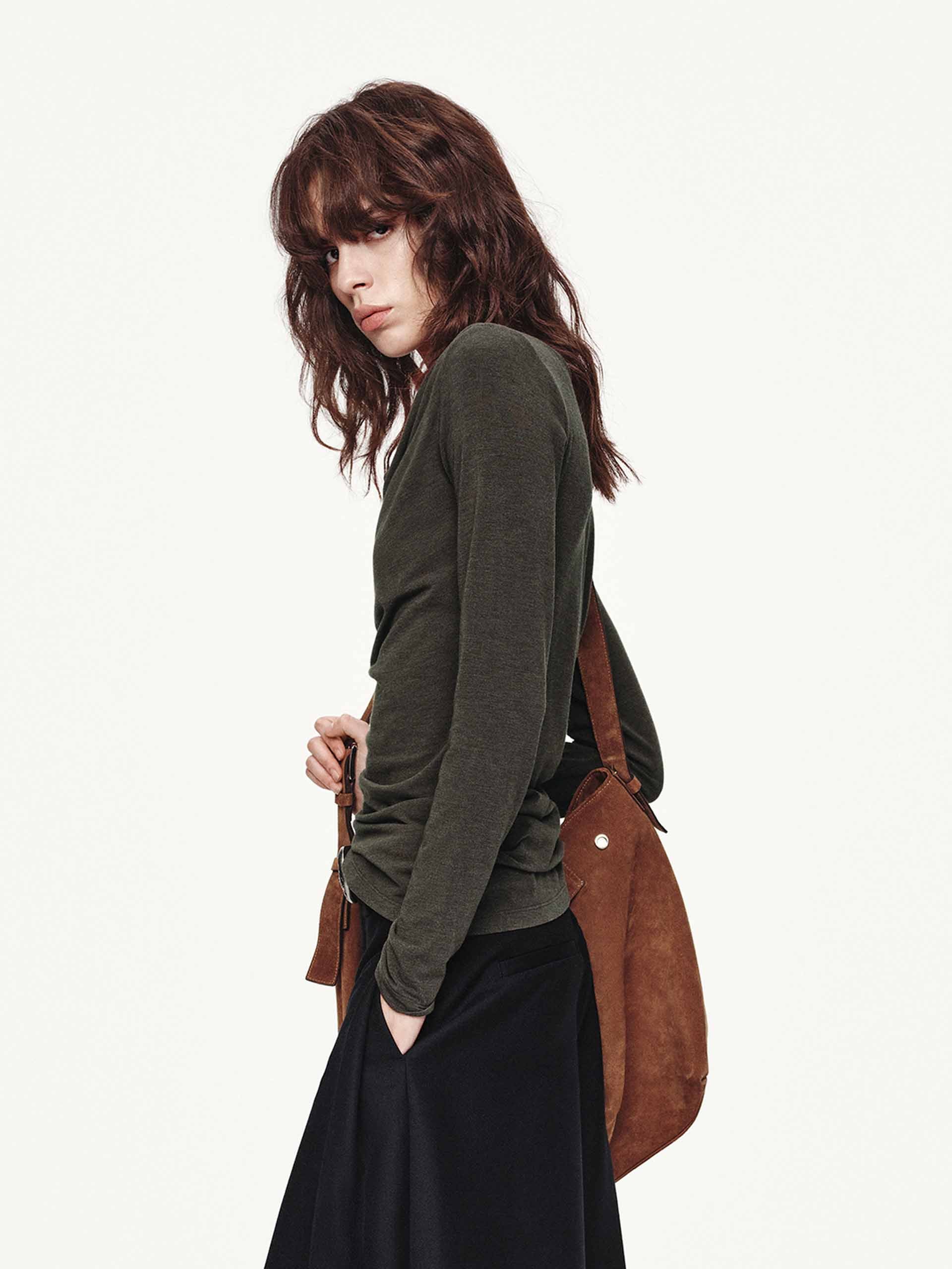 Asymmetrical Hem Knitted Top - Image 11