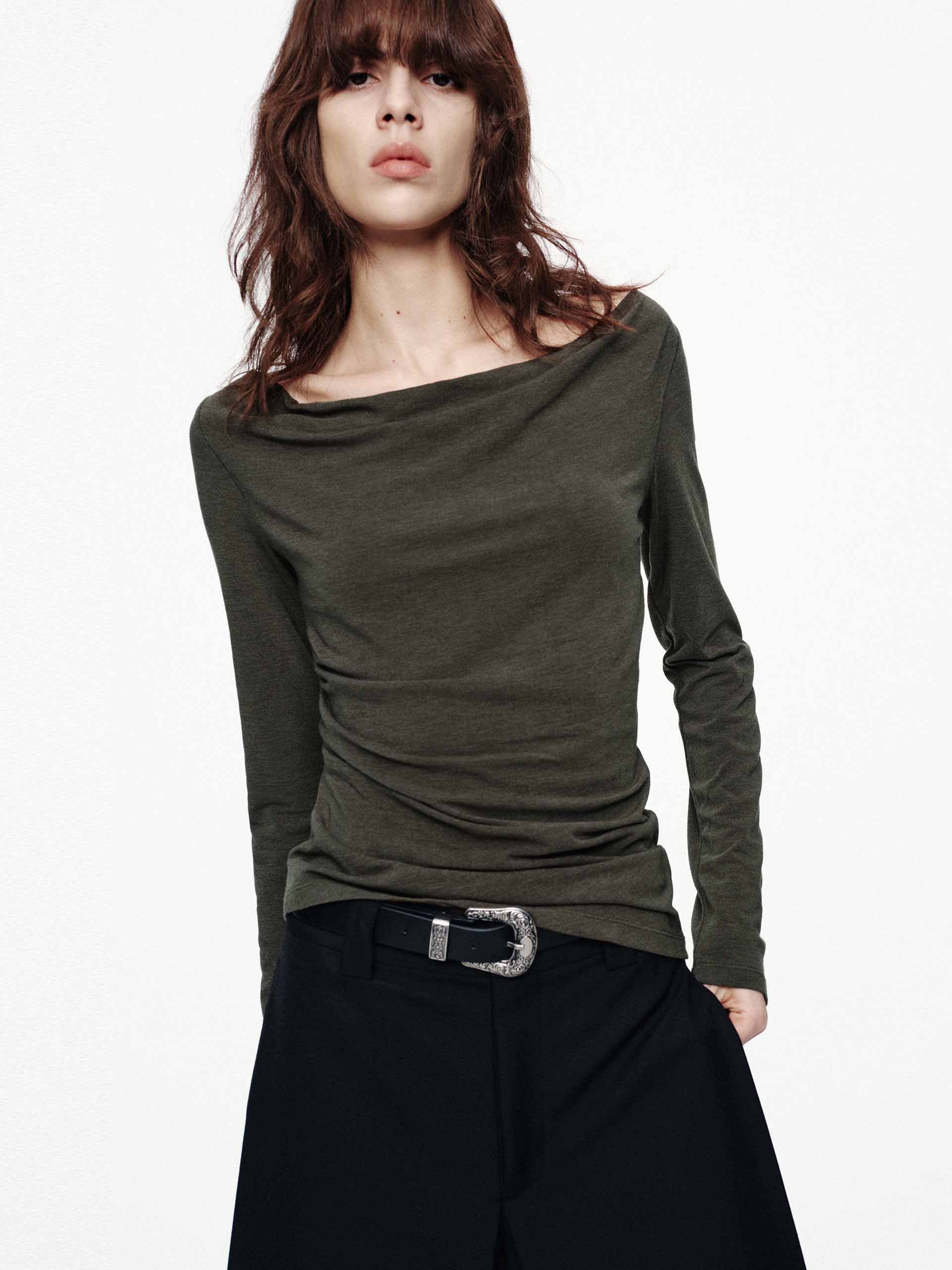 Asymmetrical Hem Knitted Top - Image 9