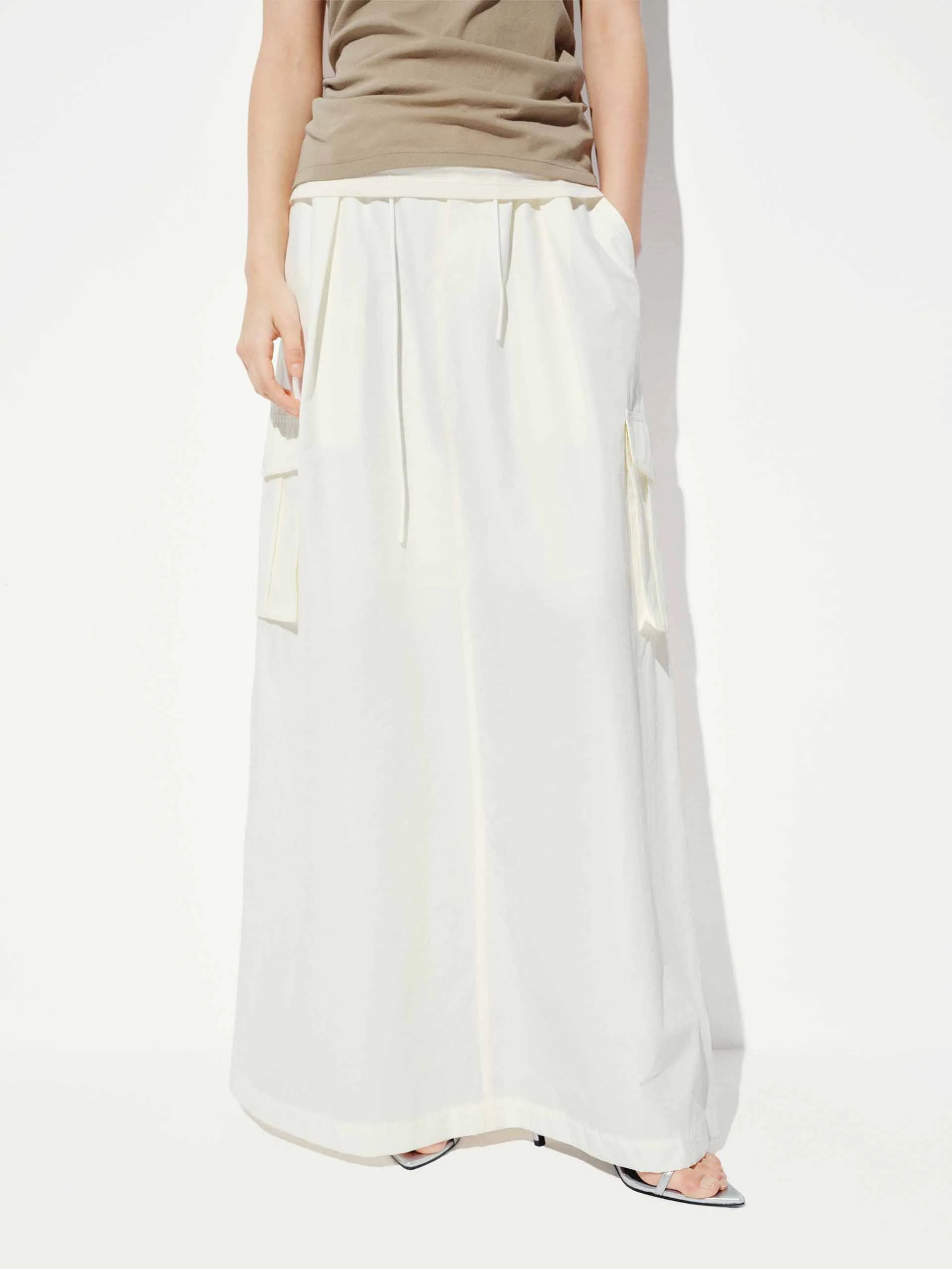 Back Slit Drawstring Skirt