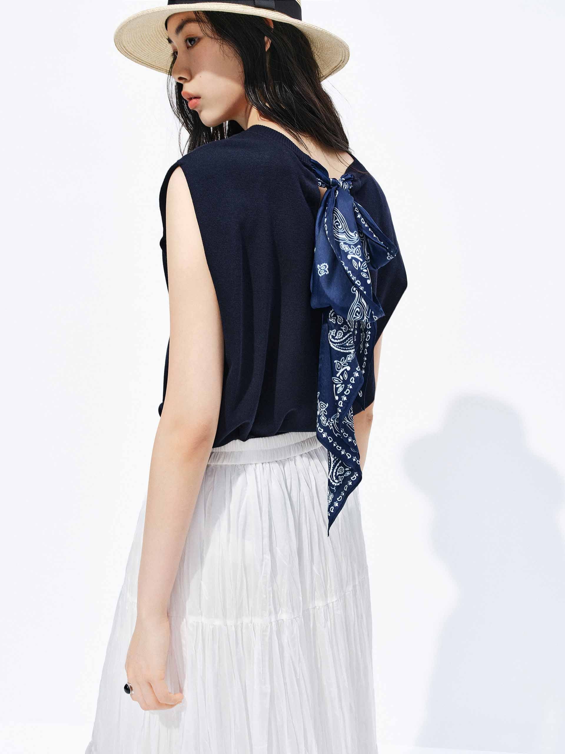 Bandana Bow Back Knit Top - Image 3