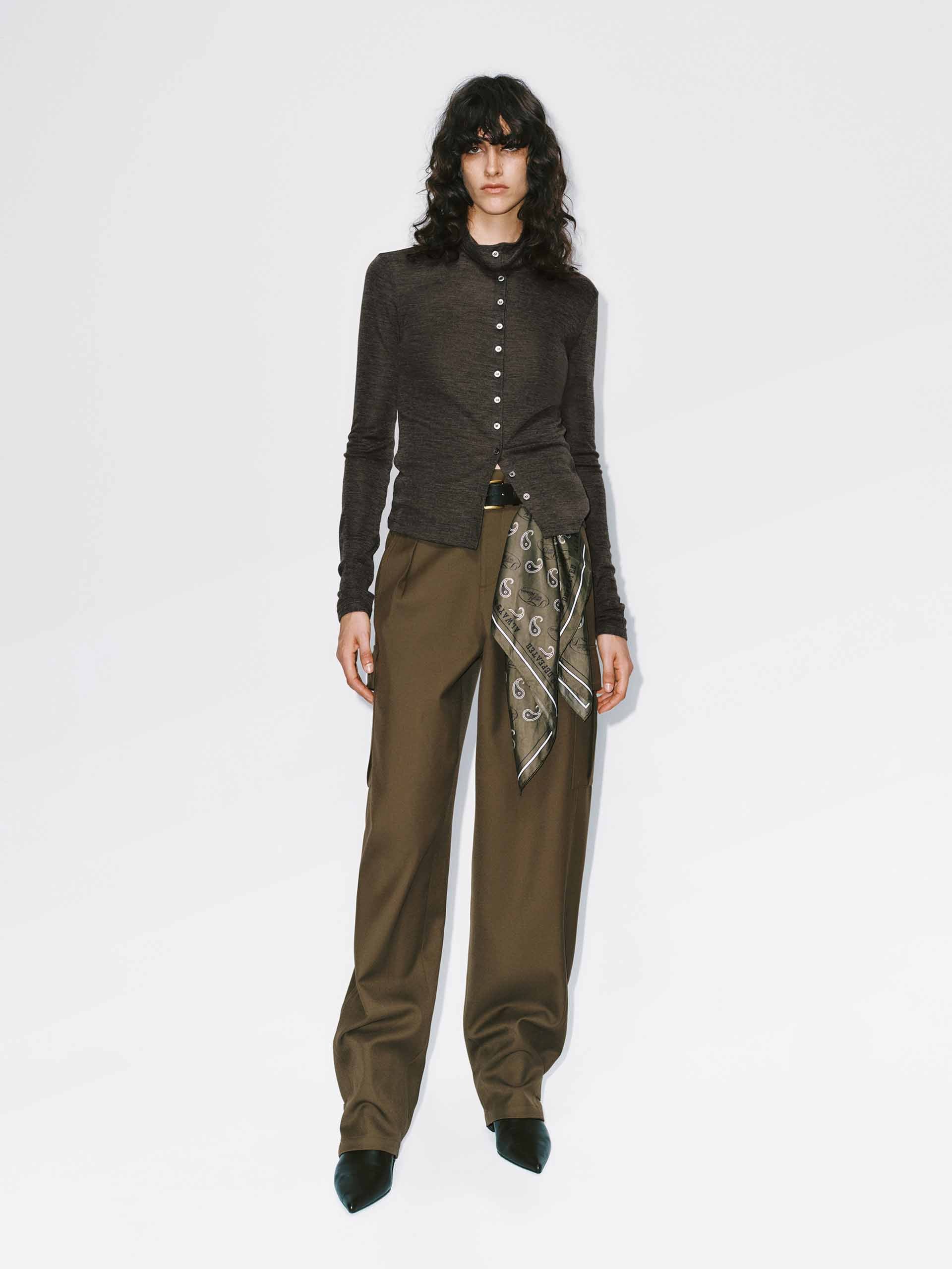 Button Closure Fitted Blouse - Image 2