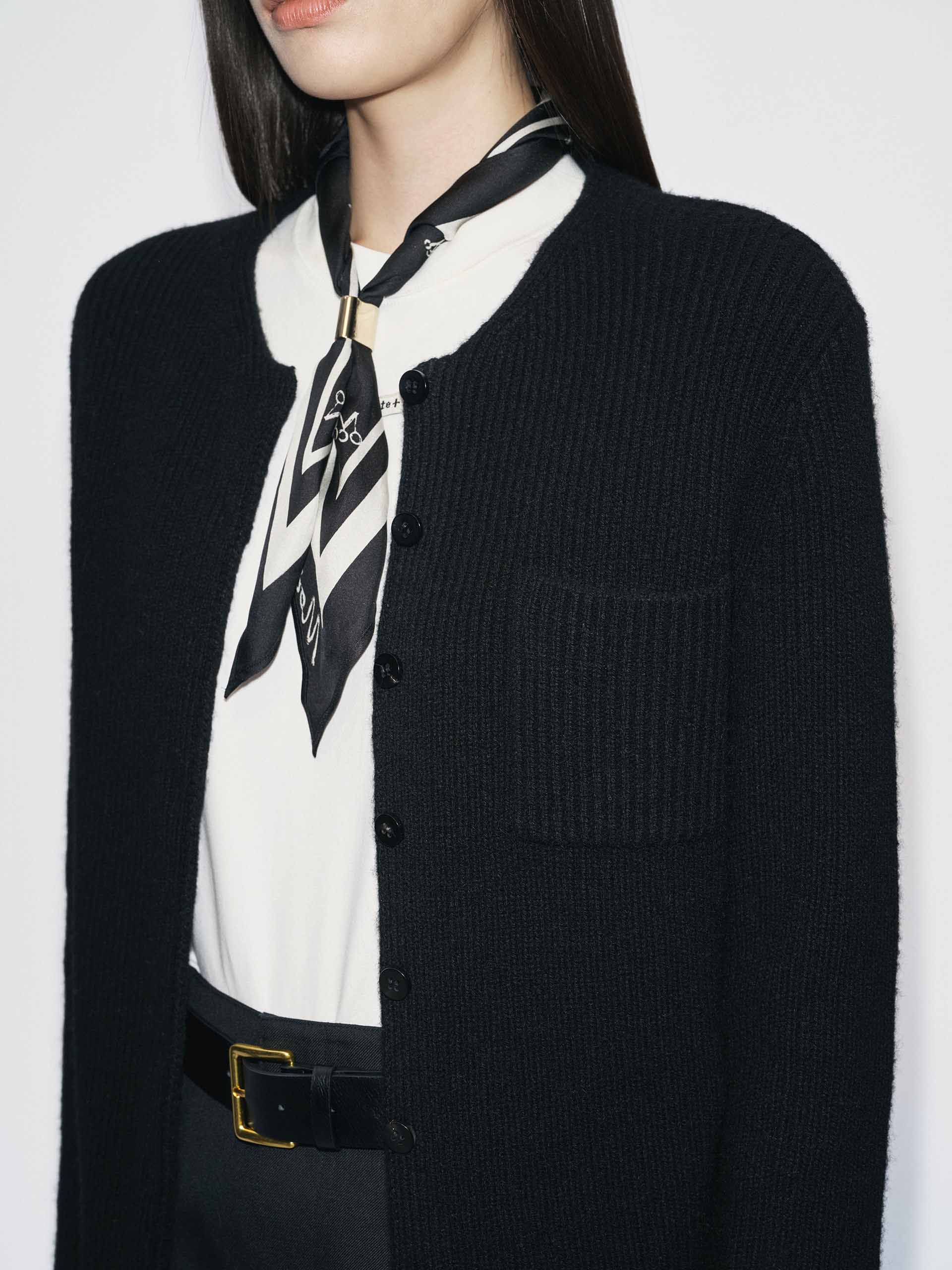 Button Close Knitted Cardigan - Image 7
