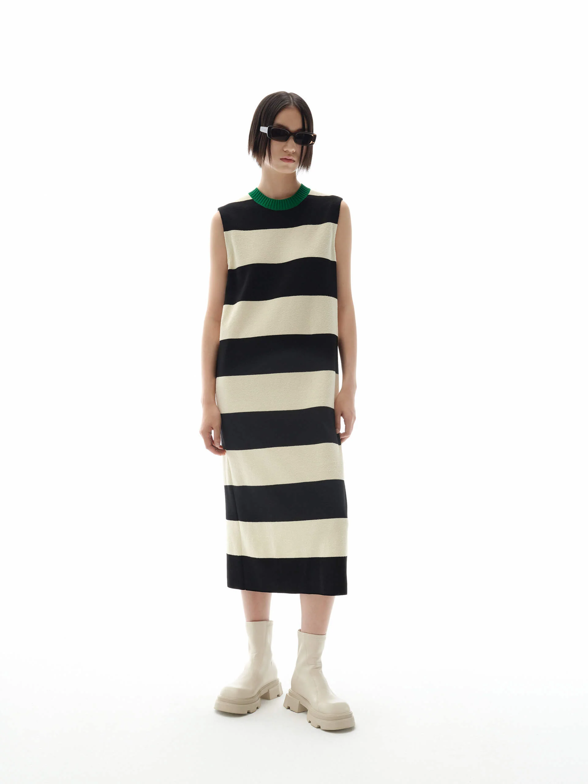 Contrast Collar Sleeveless Dress - Image 10