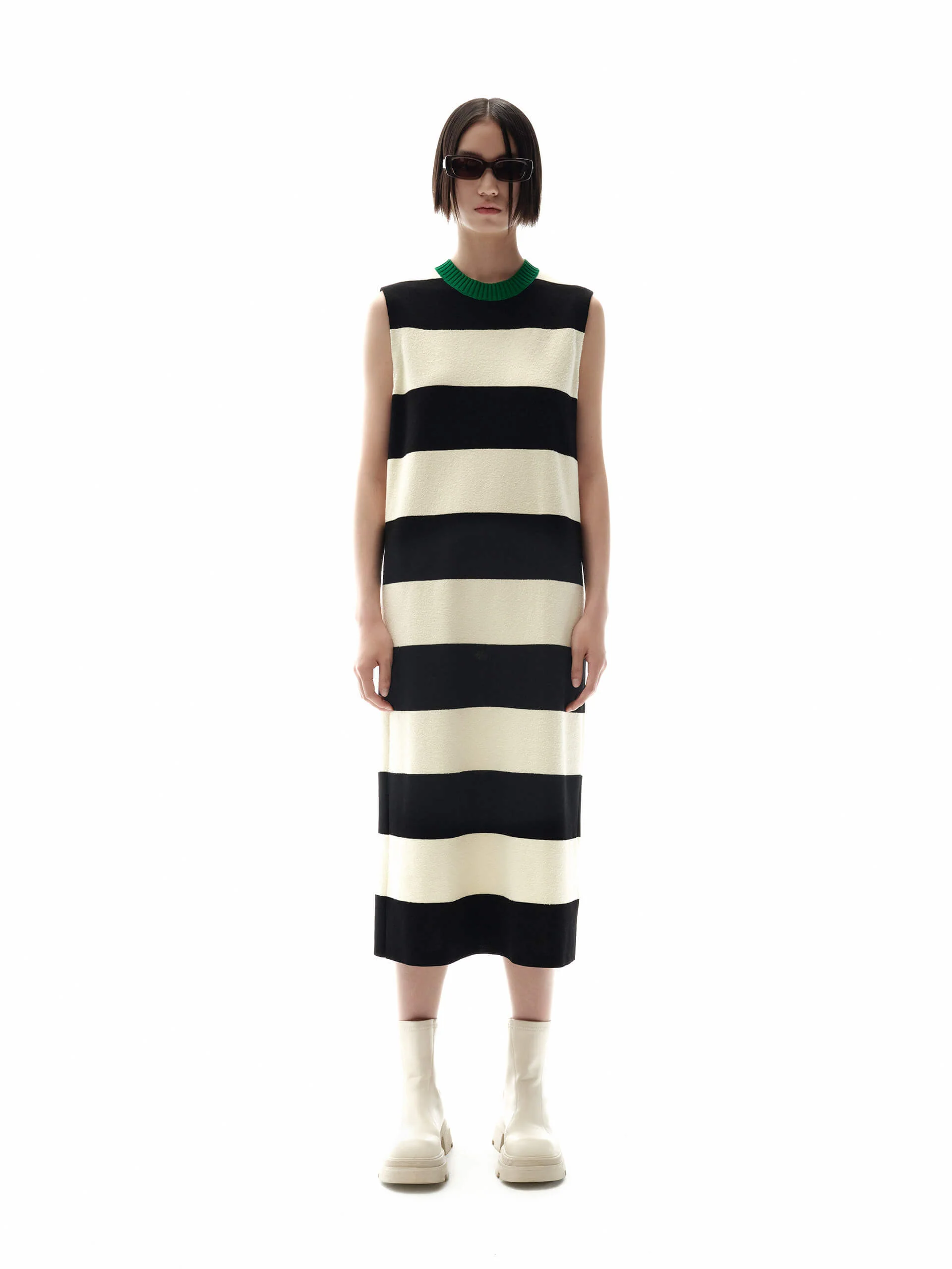 Contrast Collar Sleeveless Dress - Image 16