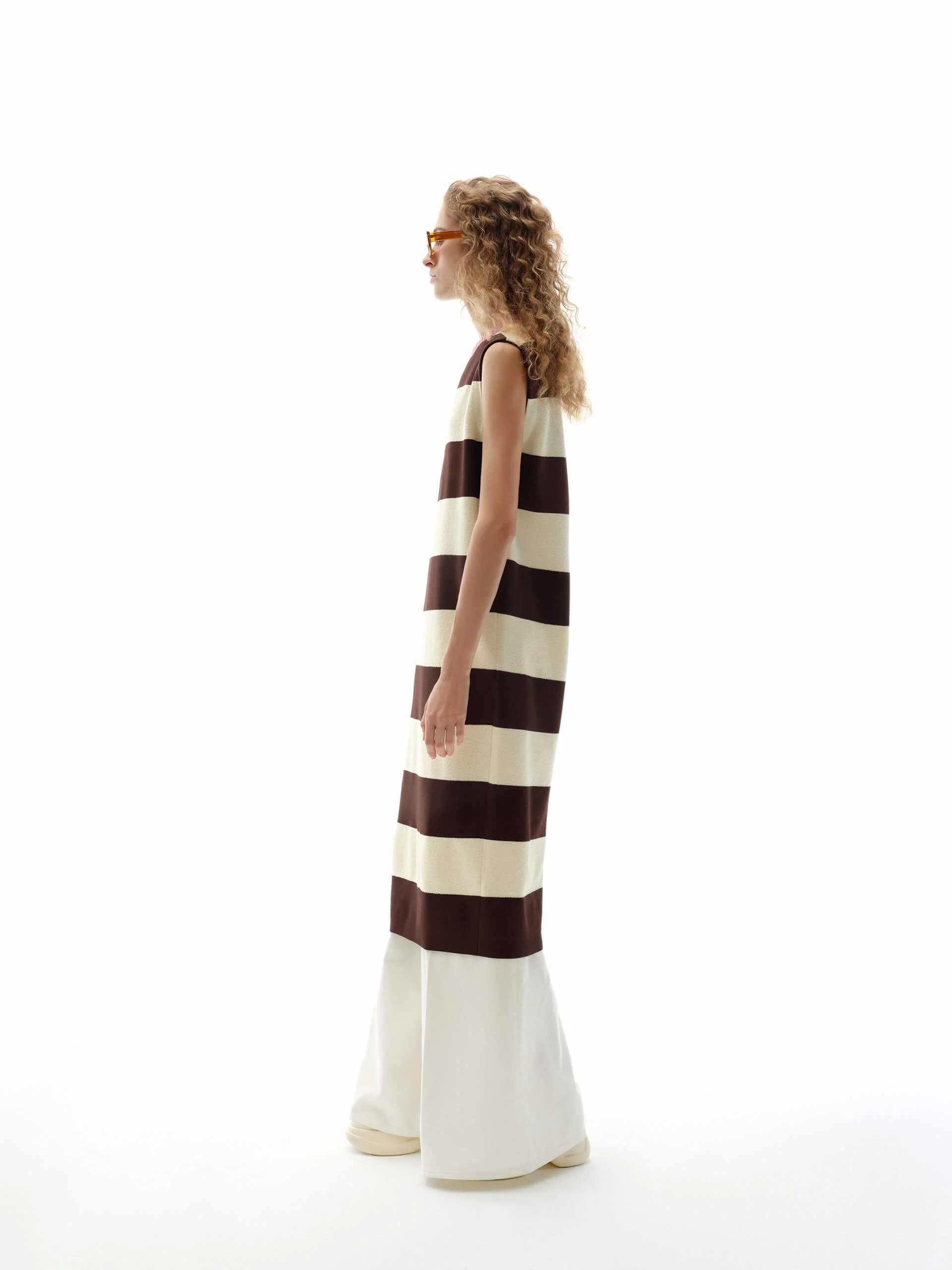 Contrast Collar Sleeveless Dress - Image 6