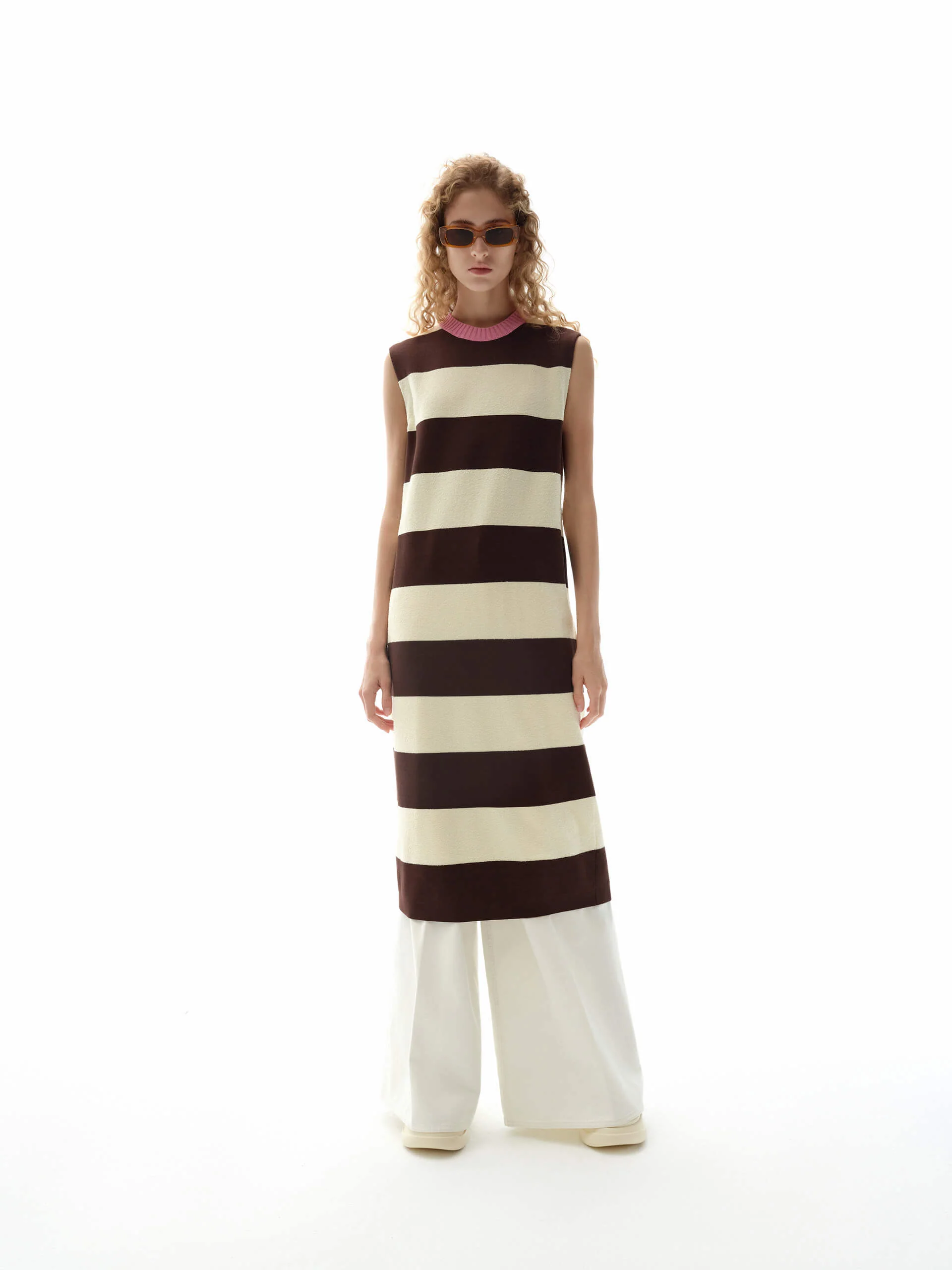 Contrast Collar Sleeveless Dress - Image 7