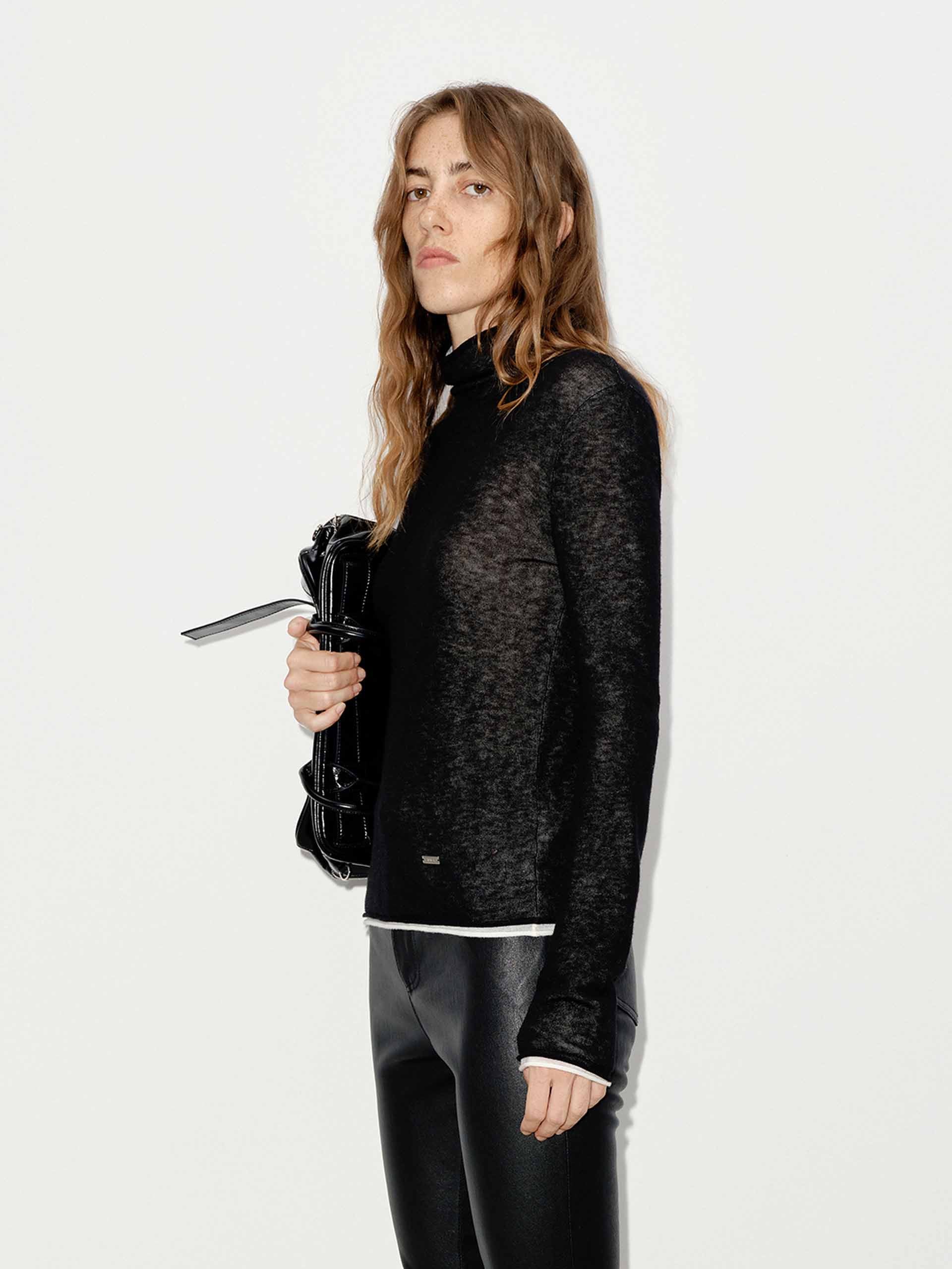 Contrast Detail Turtleneck Top - Image 13