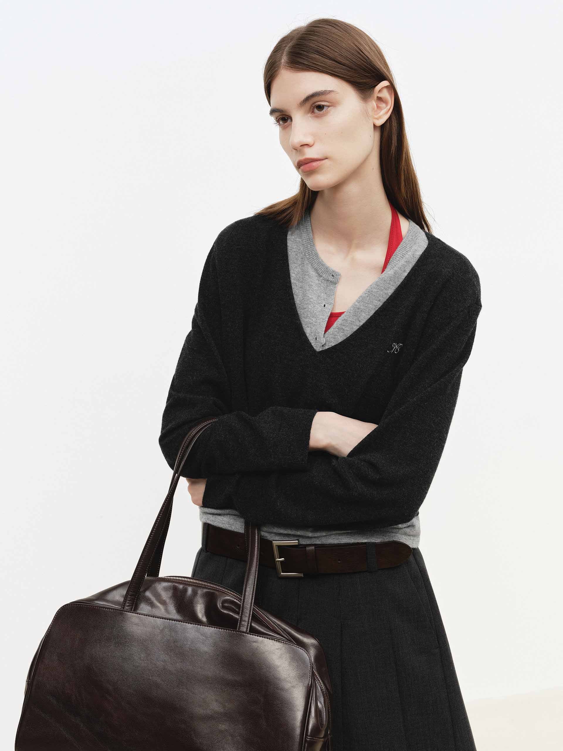 Contrast Layered Cropped Sweater - Image 15