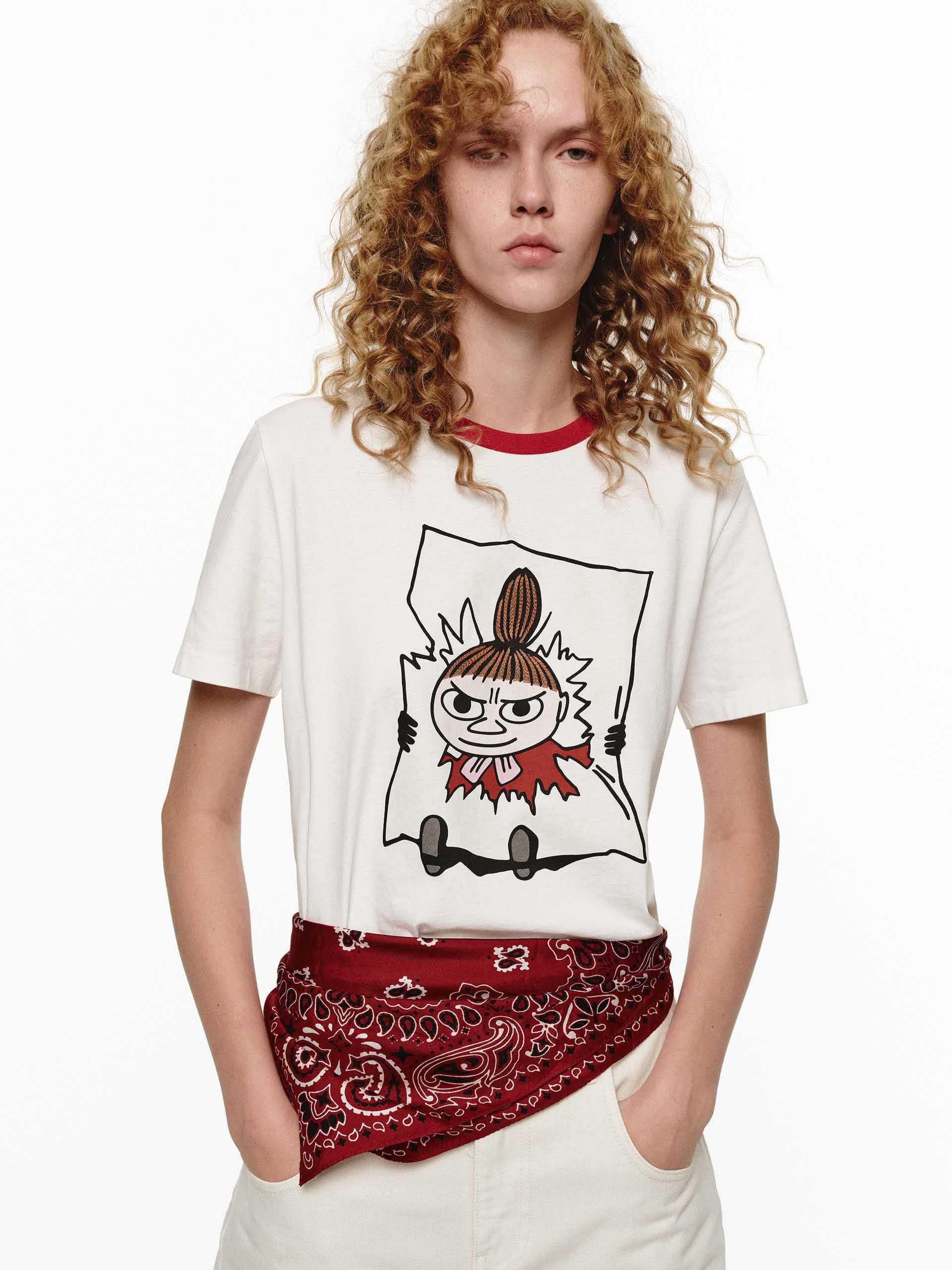 Contrast Neckline Printed T-shirt - Image 9