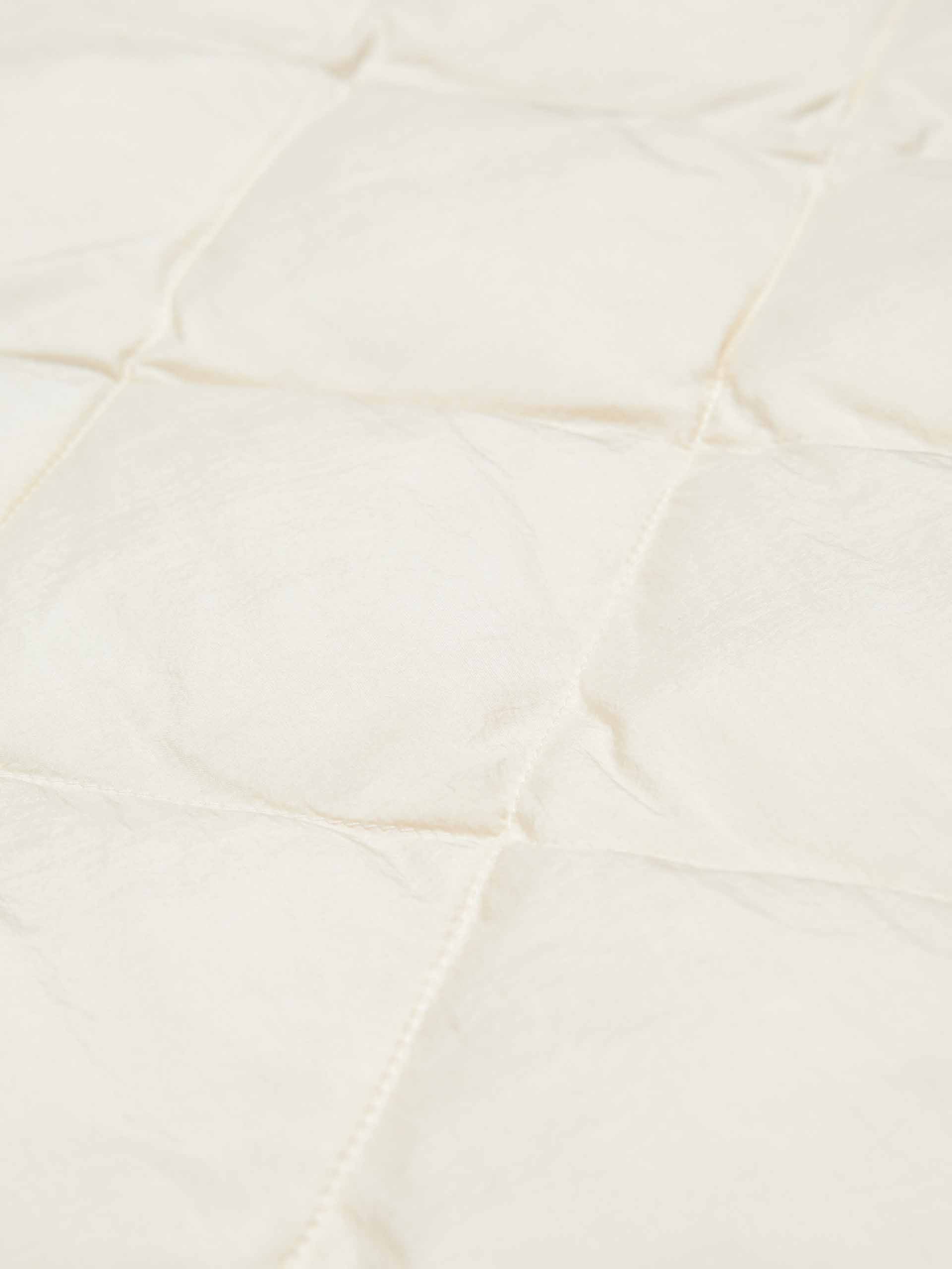 Contrast Quilted Down Jacket - Image 4