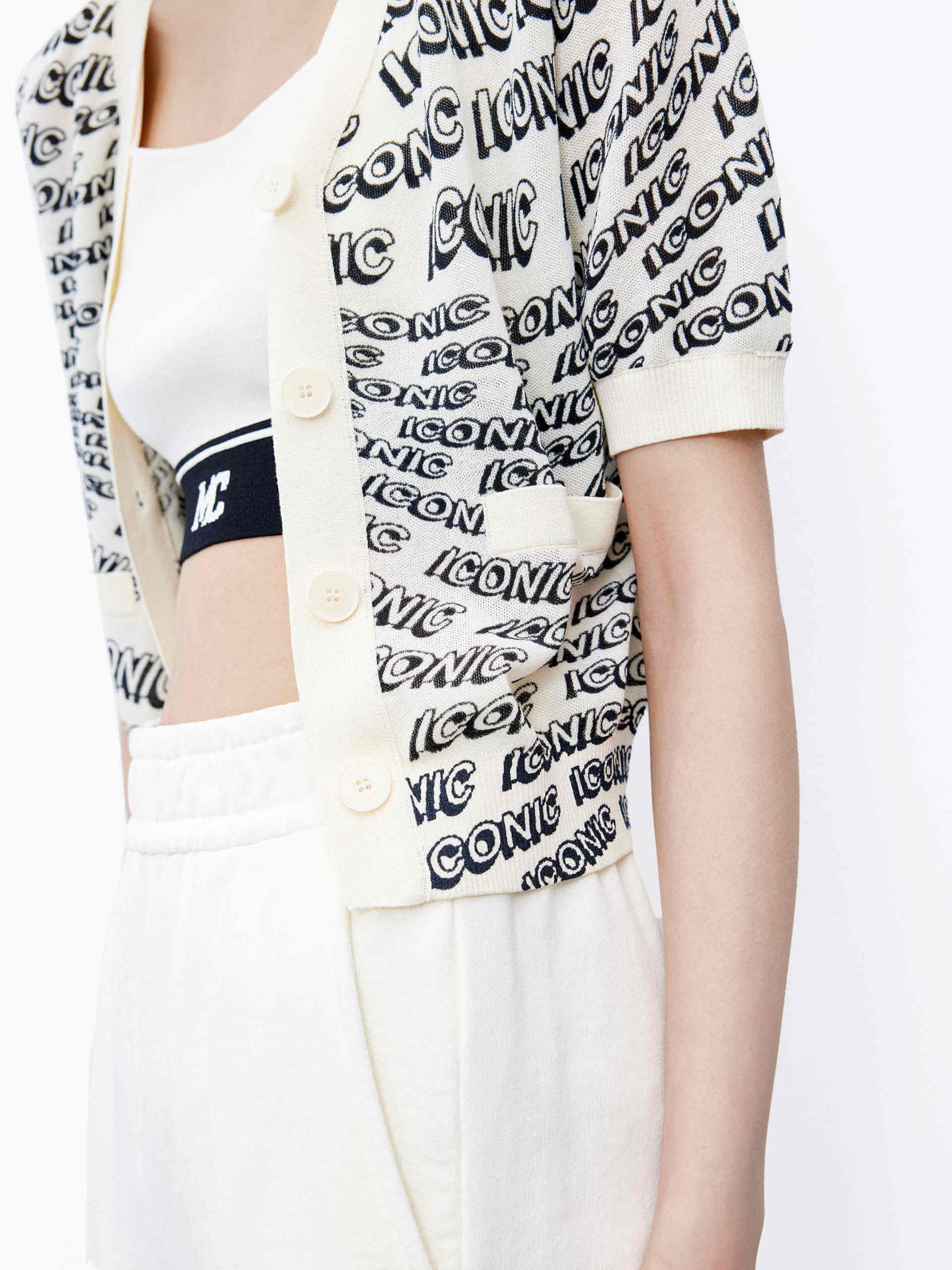 Contrast Trim Button Cardigan - Image 7
