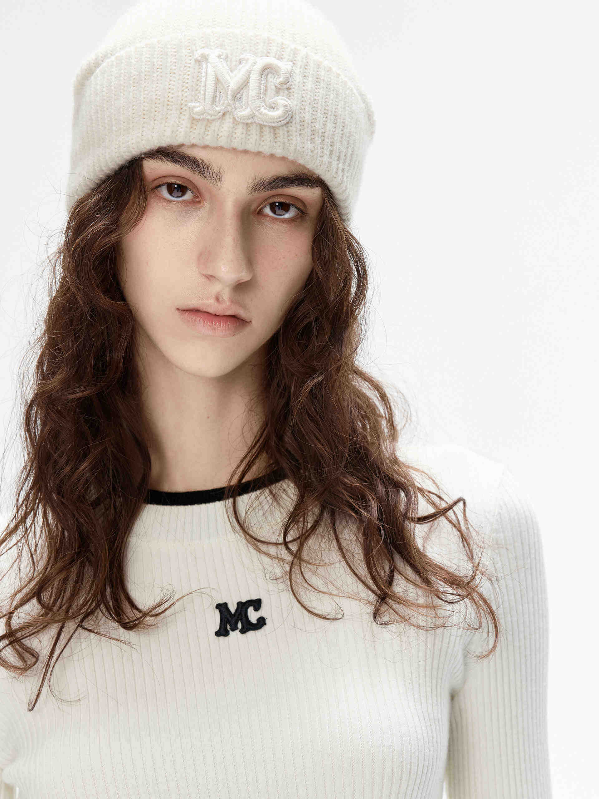 Contrast Trim Knitted Top - Image 10