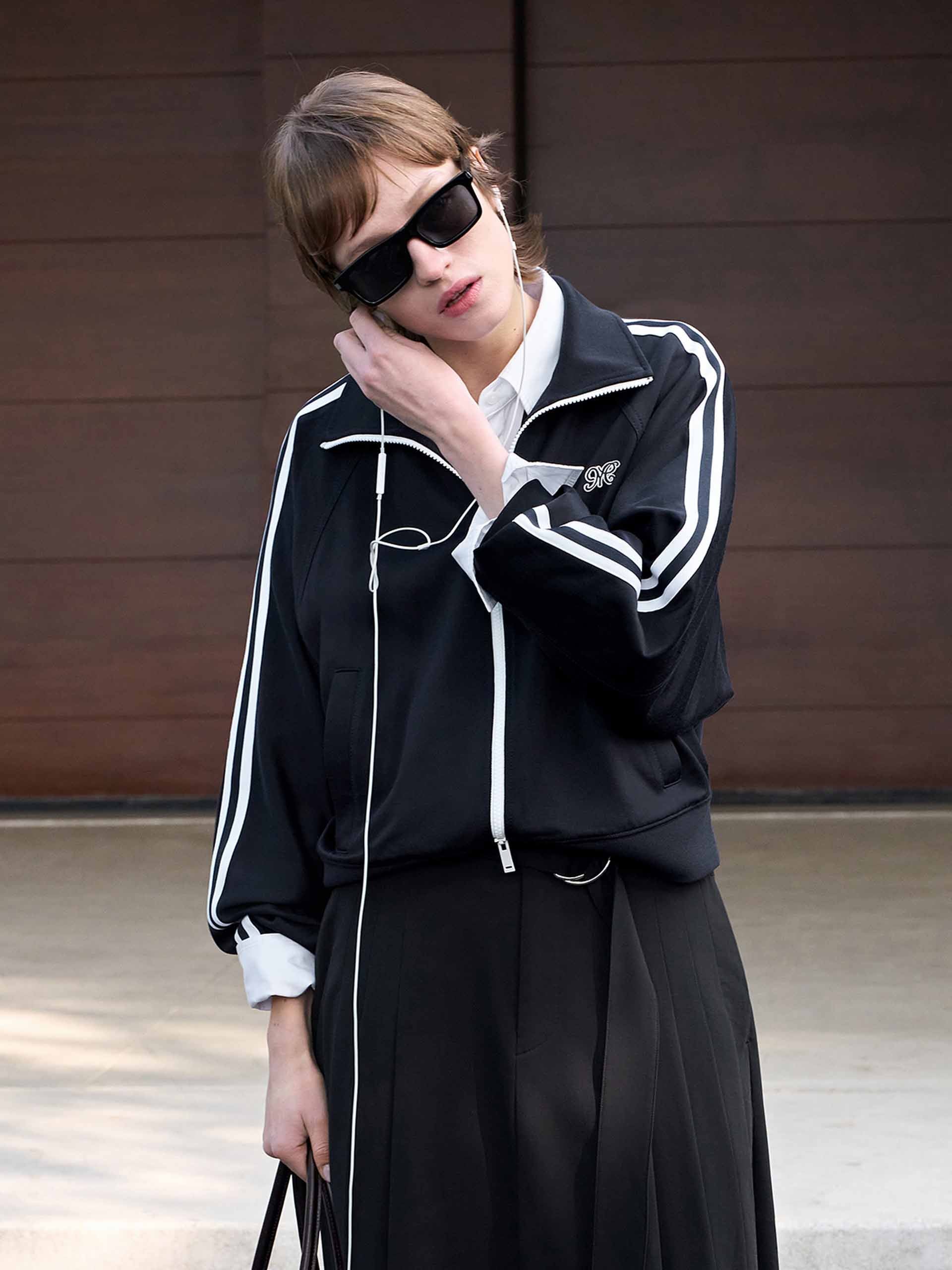 Contrast Trim Short Jacket - Image 2