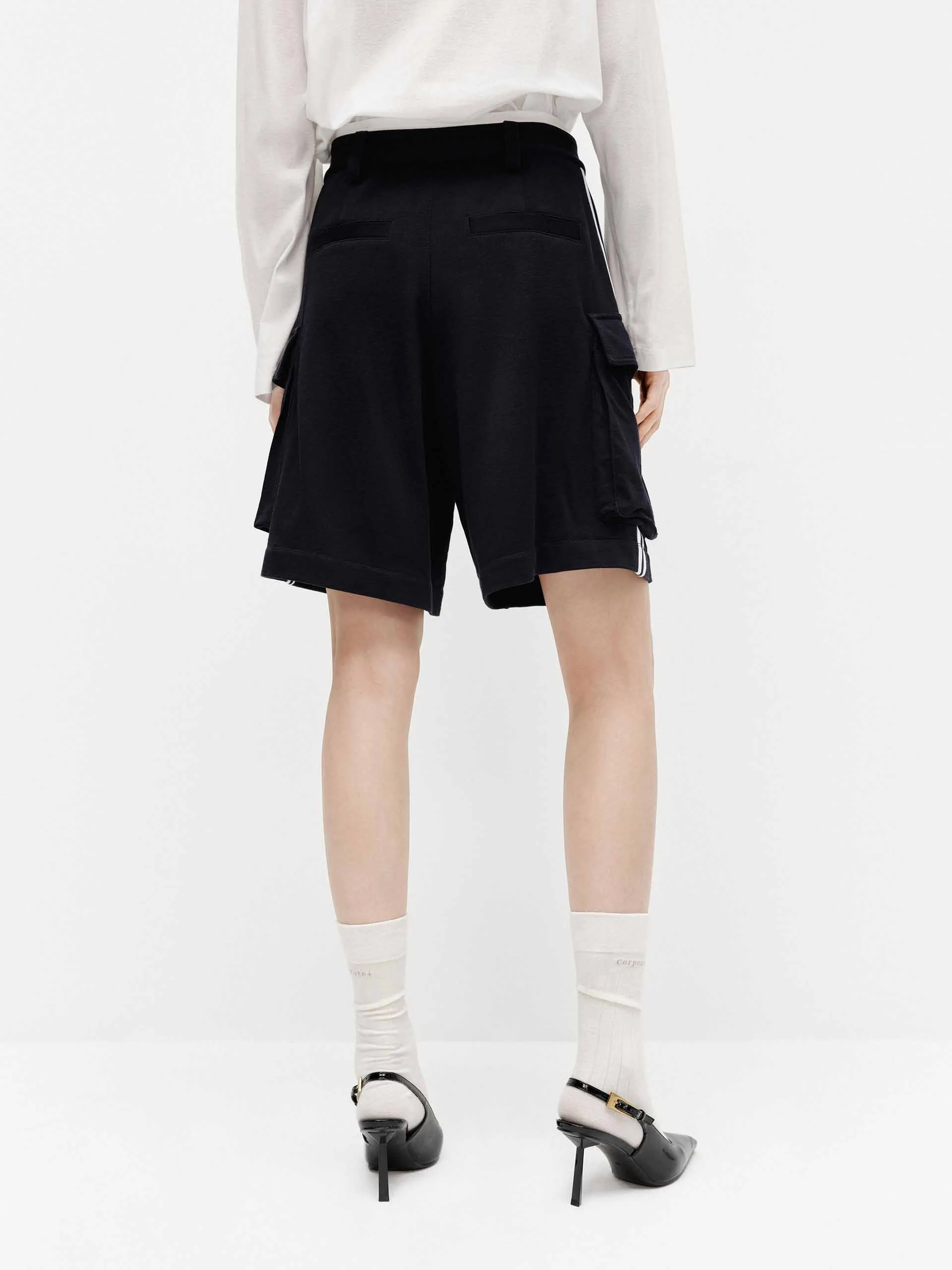 Contrast Waist Cargo Shorts - Image 3
