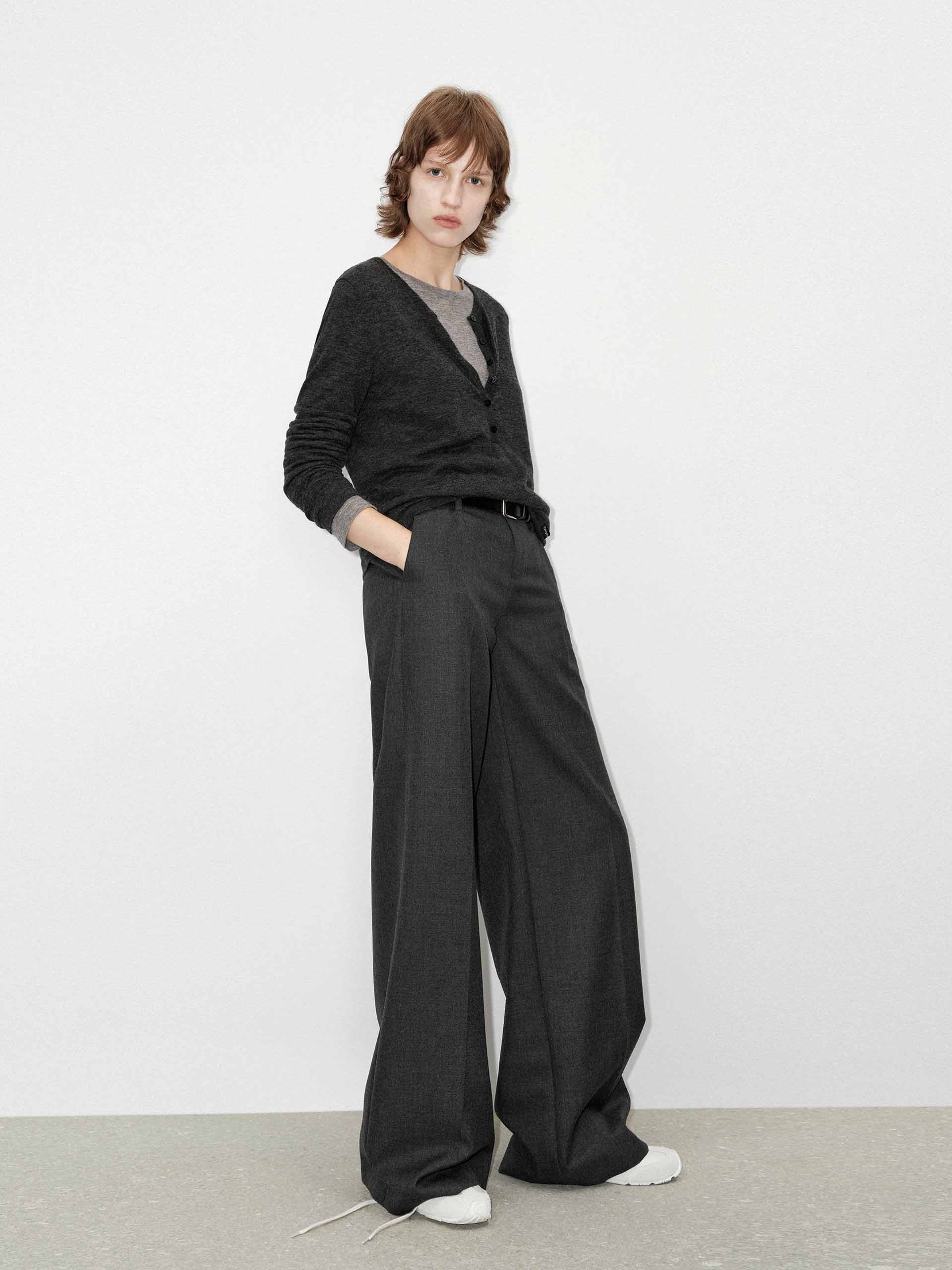 Contrast Wool Sweater Set - Image 10