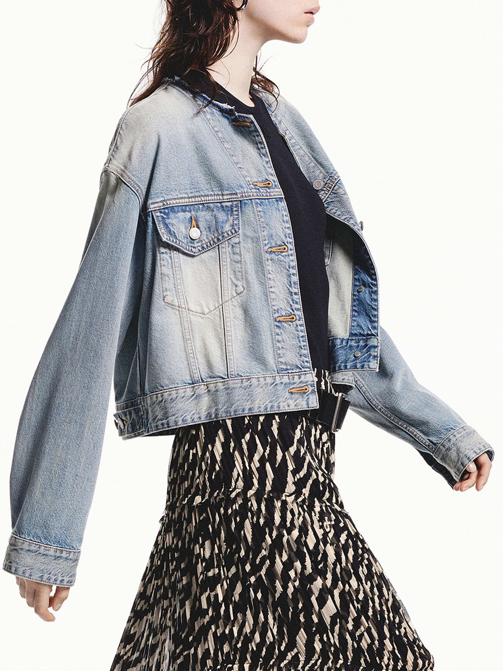 Cotton Cropped Denim Jacket - Image 2
