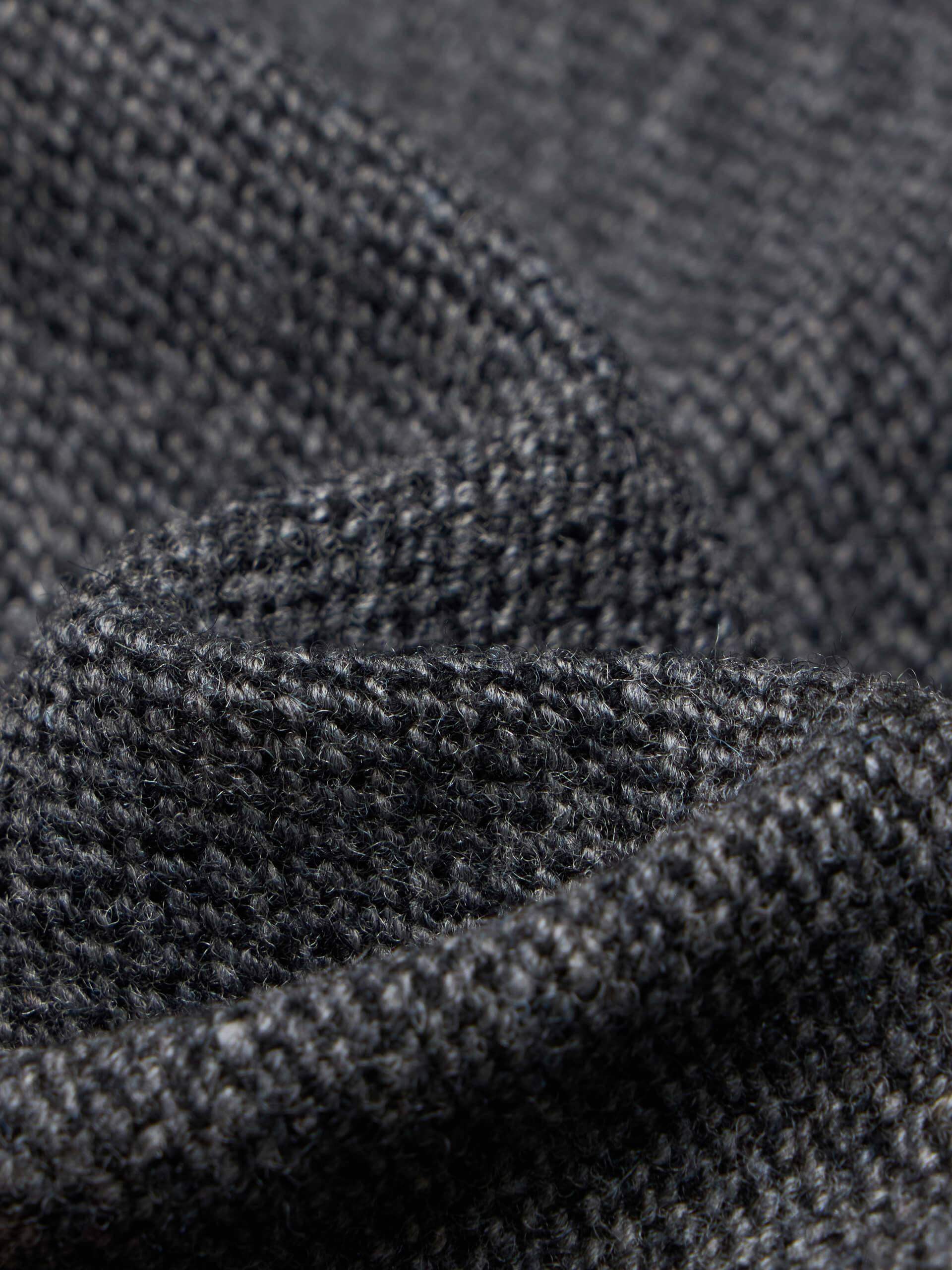 Cropped Fit Wool Coat - Image 4