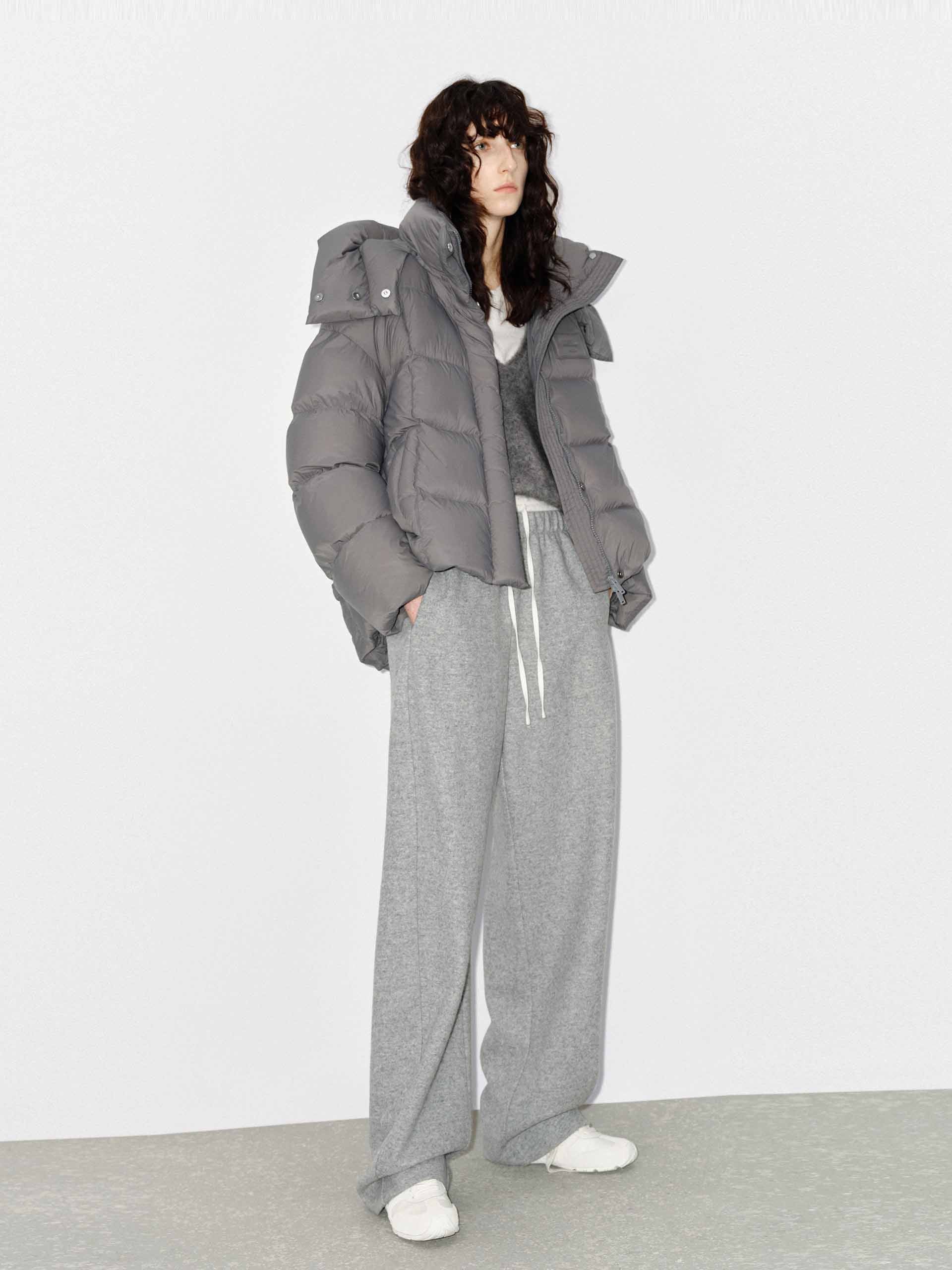 Cropped Hooded Puffer Jacket - Image 2