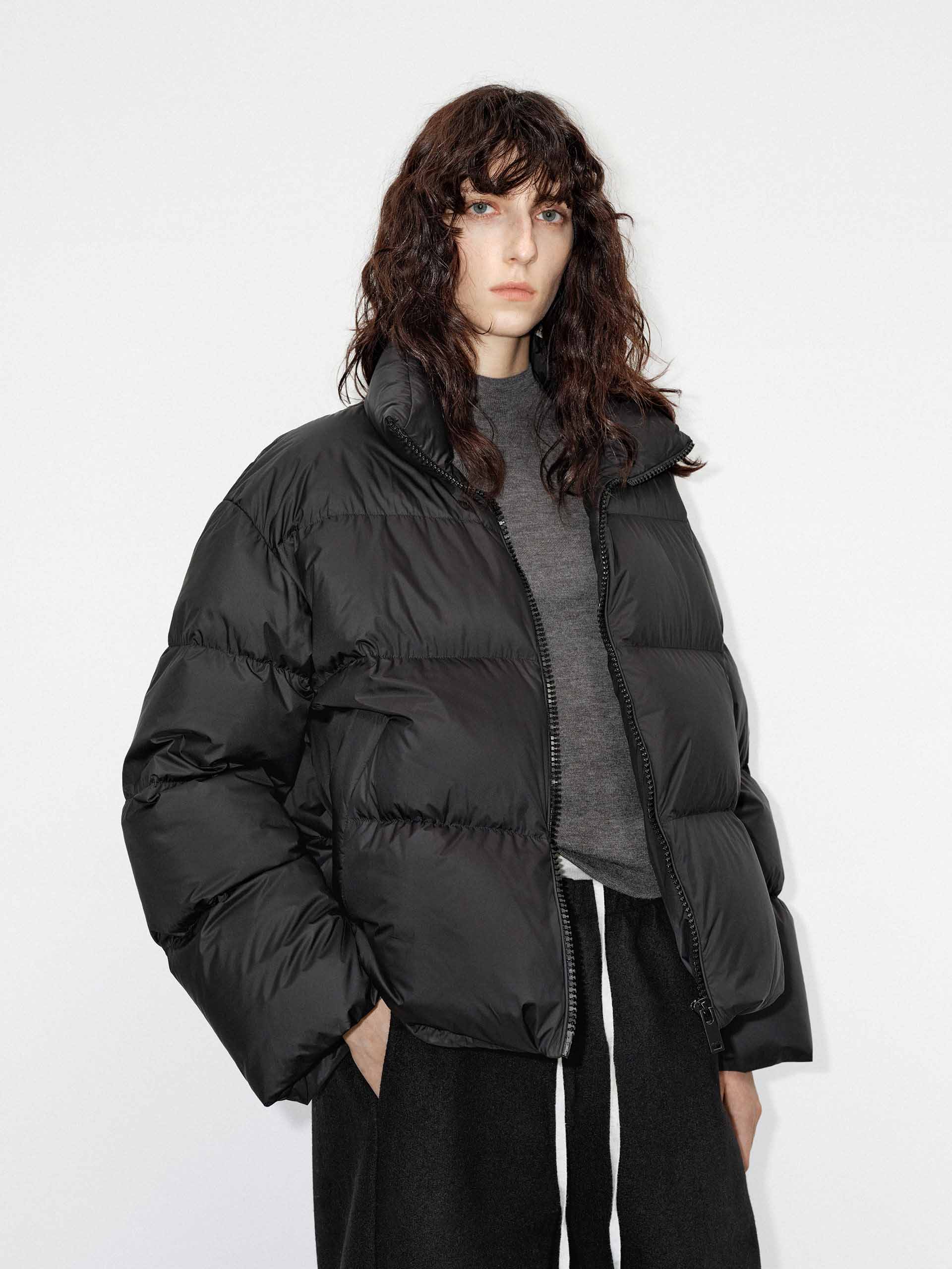 Cropped Padded Jacket - Image 21