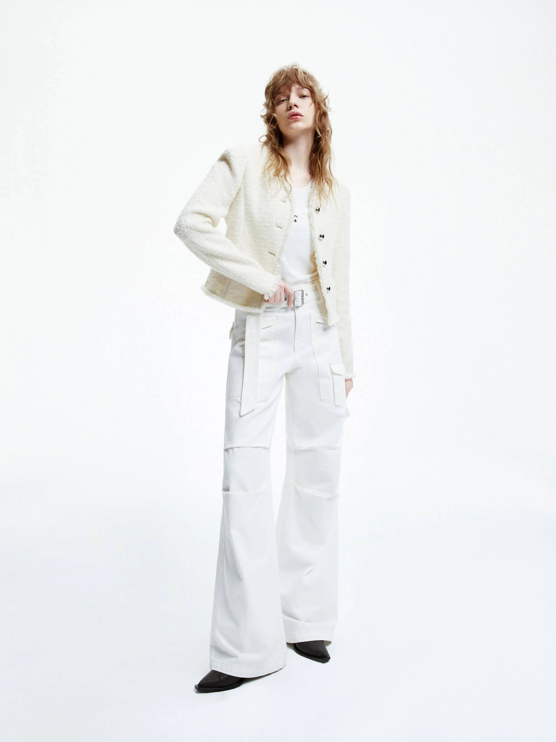 Cropped Raw Trimmed Jacket - Image 2