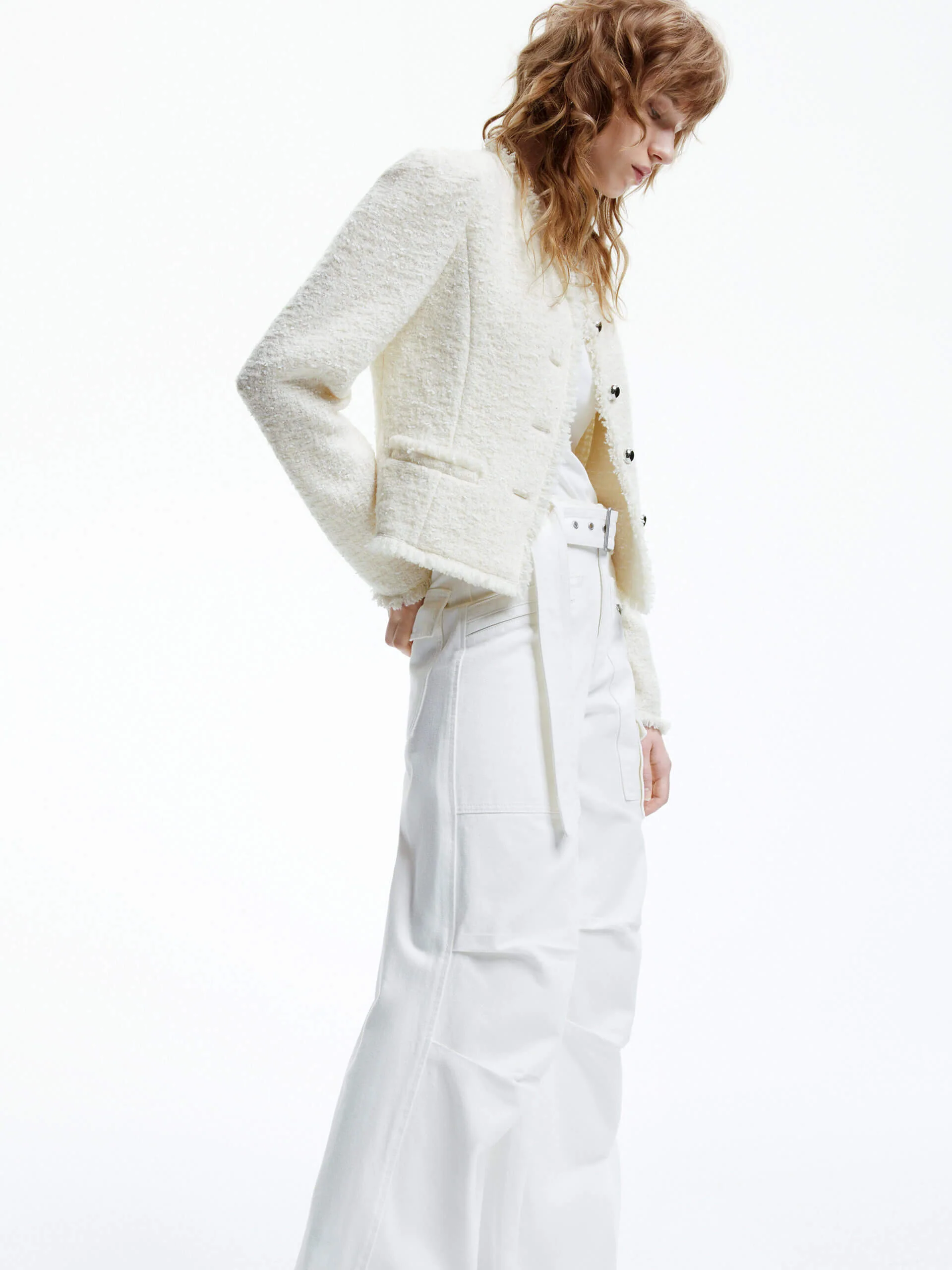 Cropped Raw Trimmed Jacket - Image 3