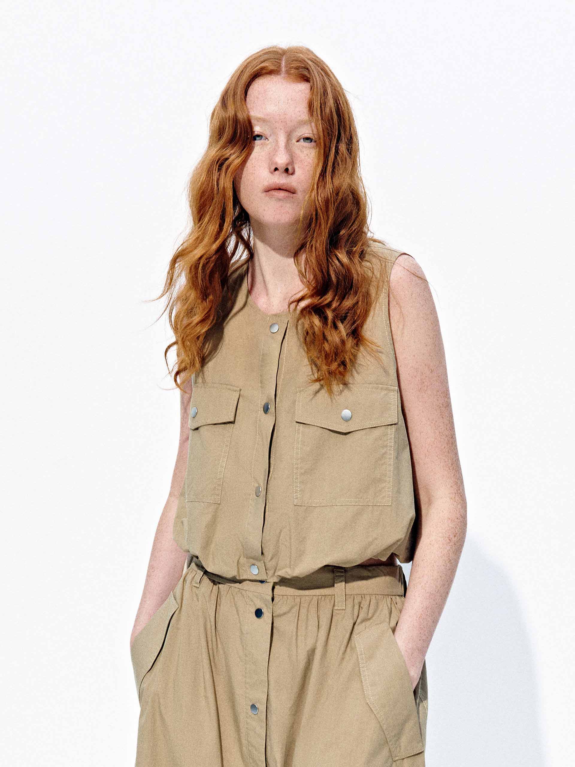 Cropped Sleeveless Top - Image 3
