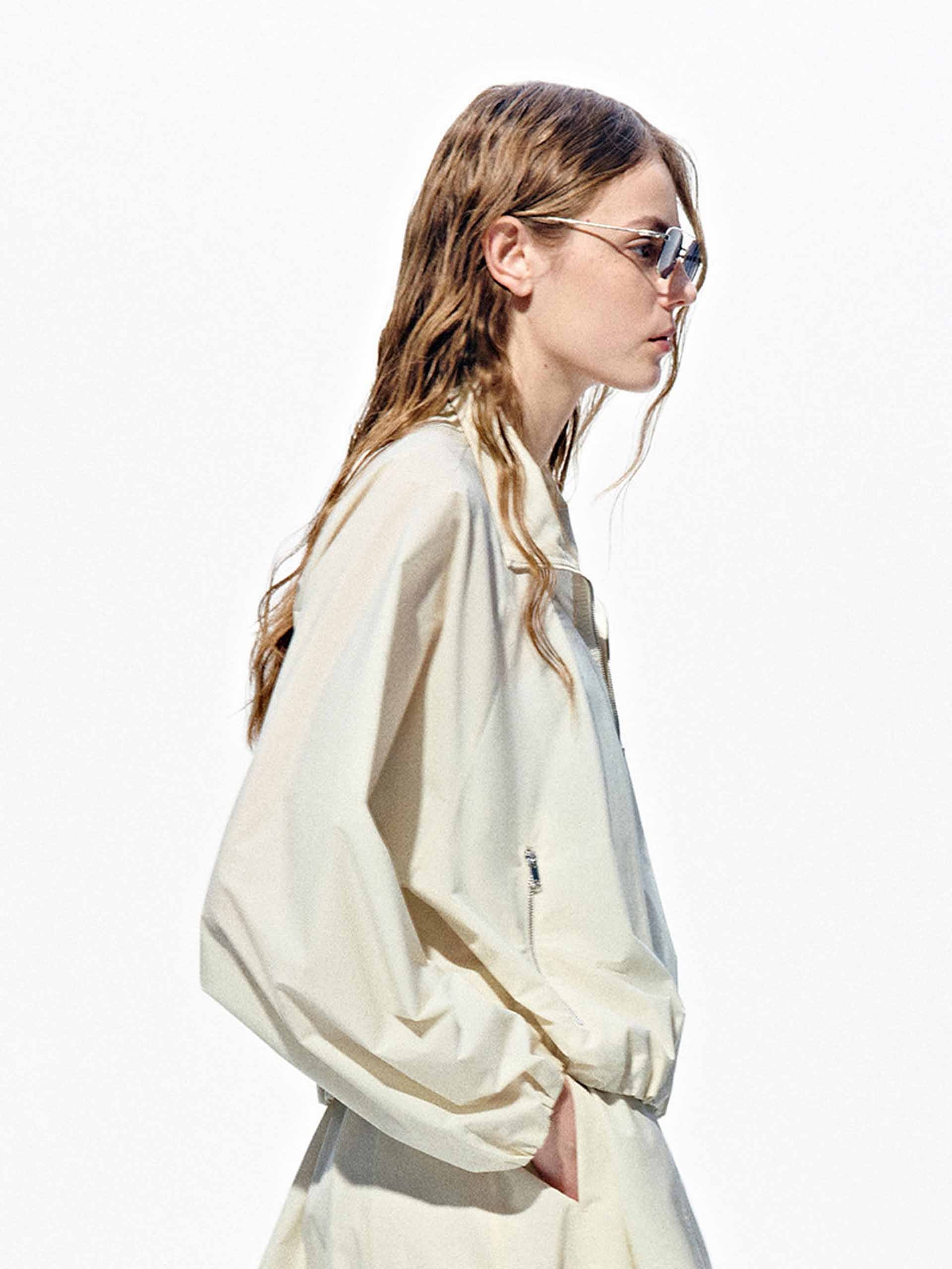 Cropped Zipper Jacket - Image 3