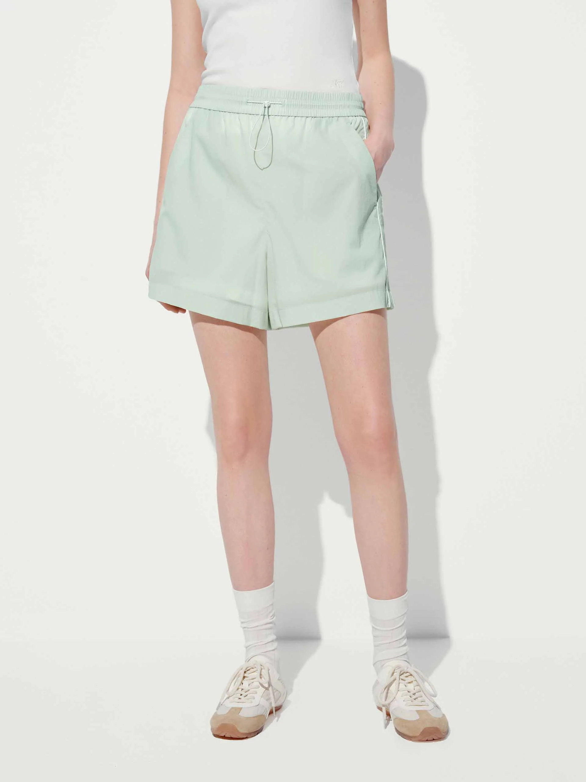 Drawstring Side Pocket Shorts