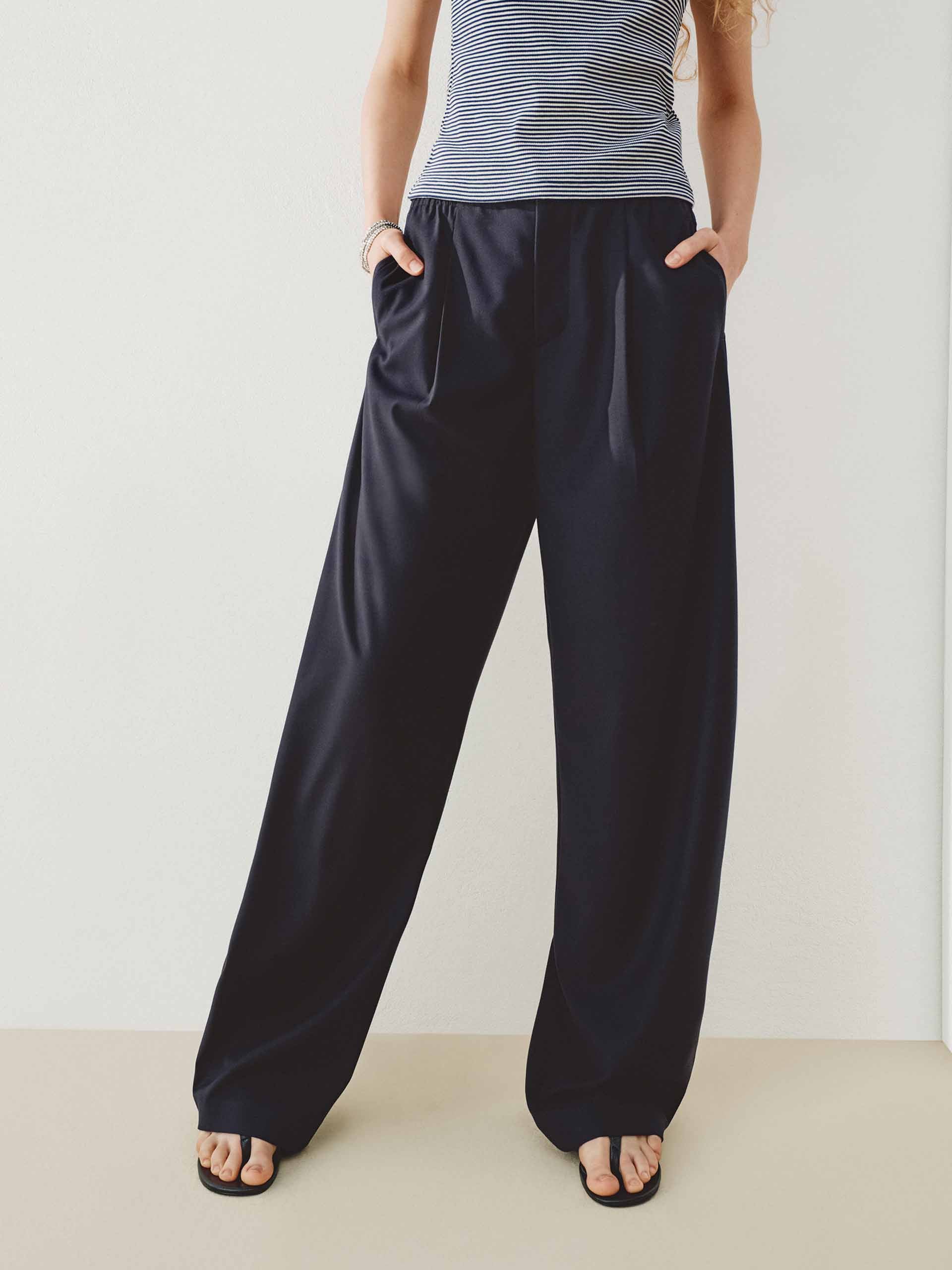 Elastic Waist Barrel-Leg Pants