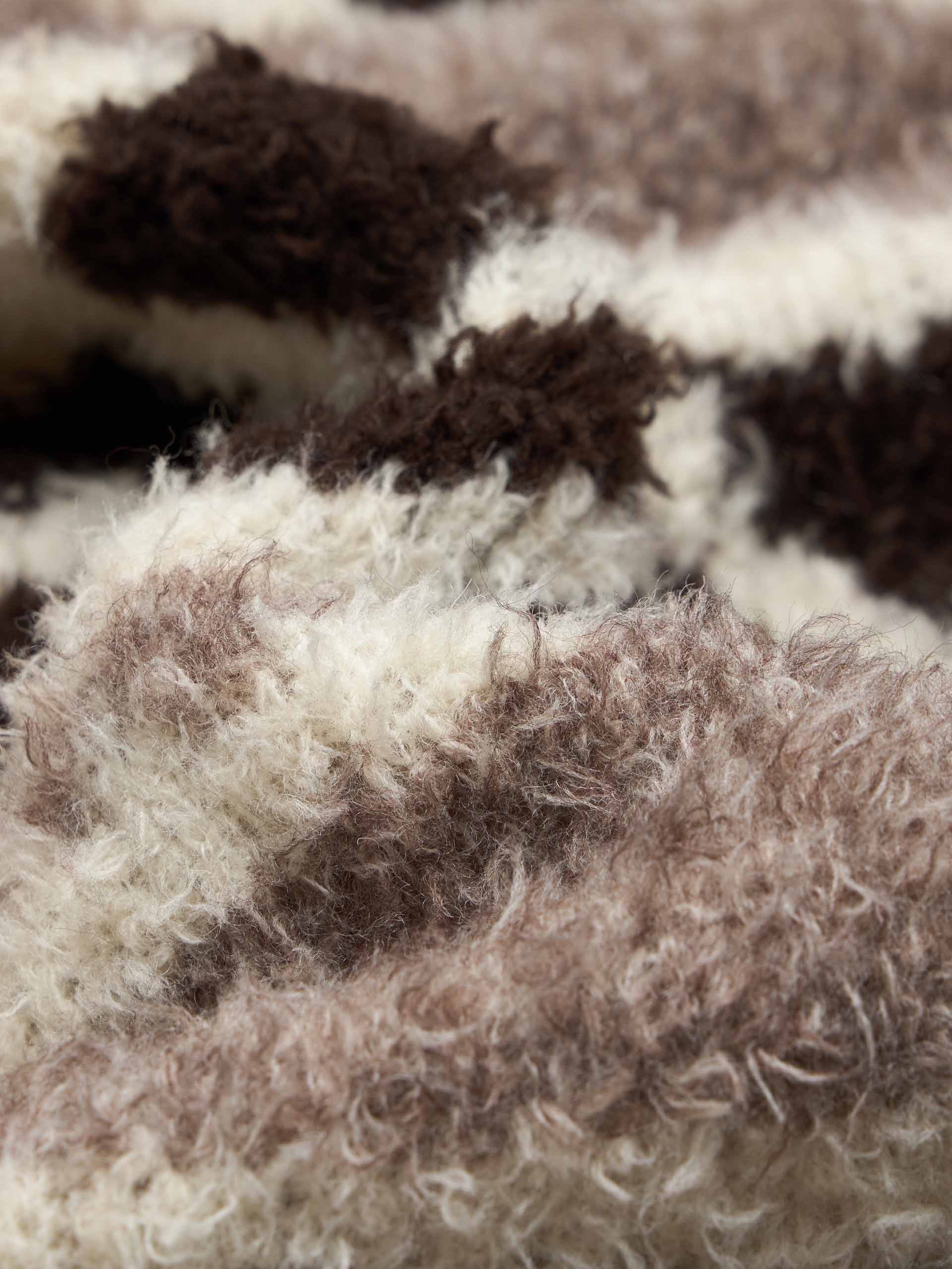 Fair Isle Contrast Cardigan - Image 4