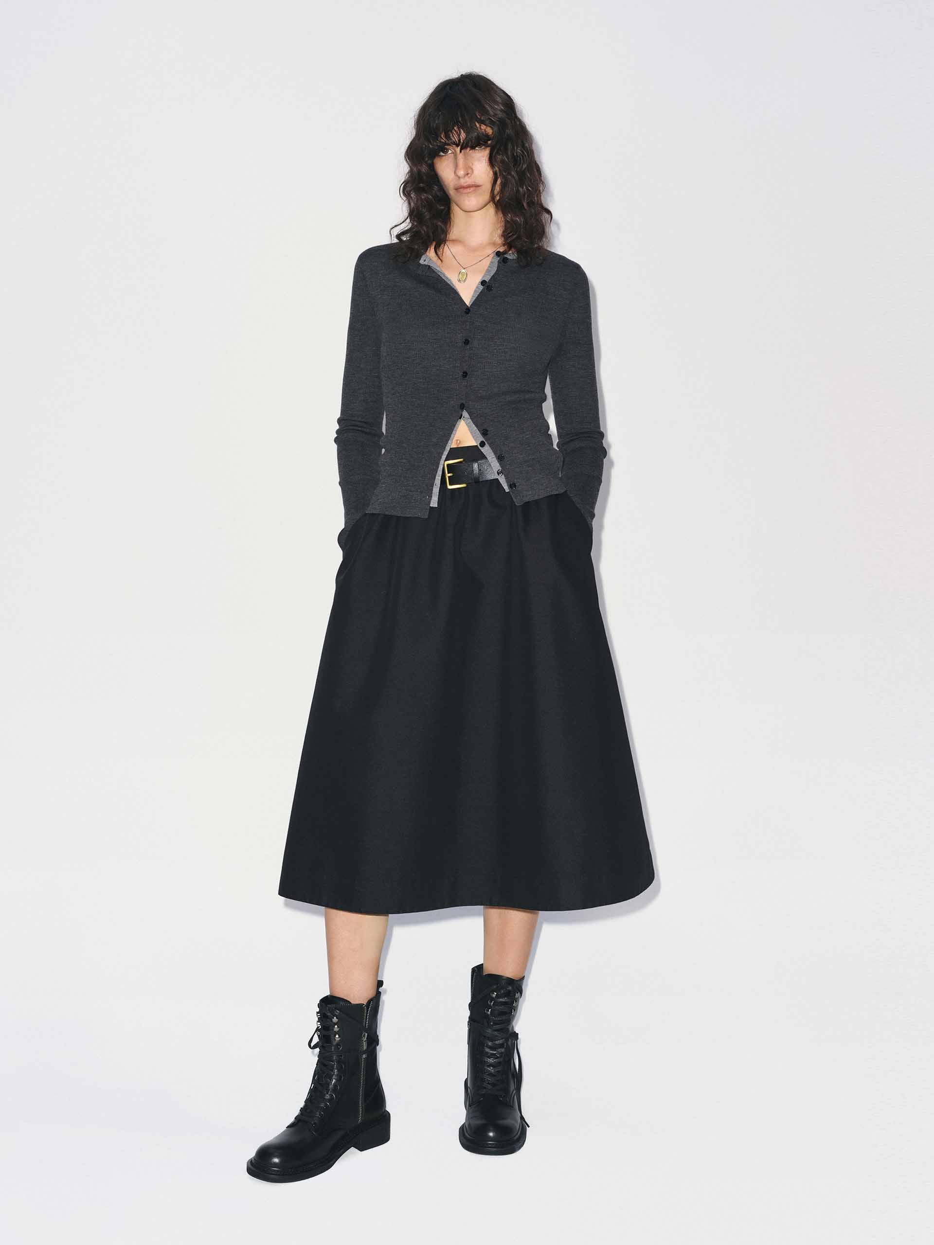 Fitted Layered Wool Cardigan - Image 10