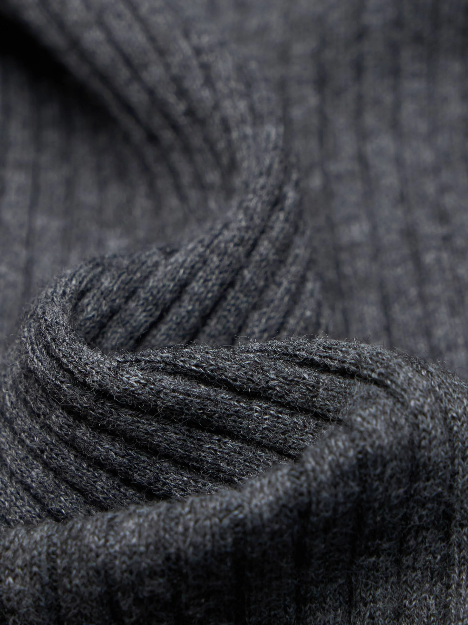 Fitted V-neck Button Cardigan - Image 12