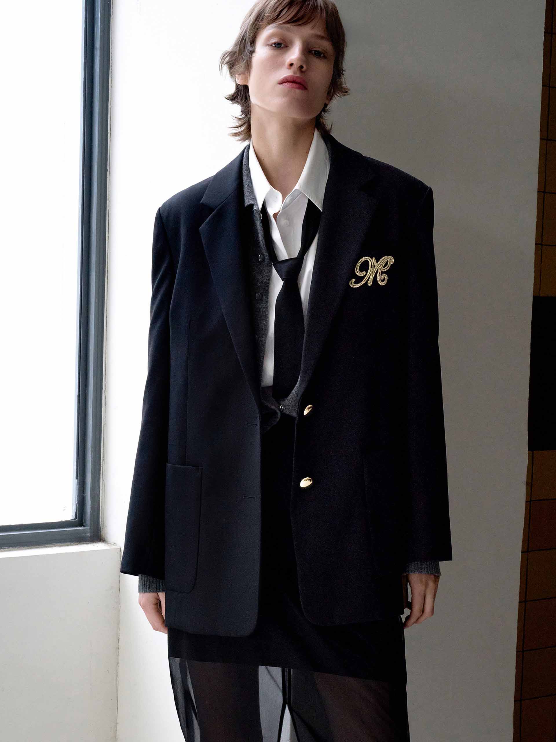 Front Logo Tailored Blazer - Image 3