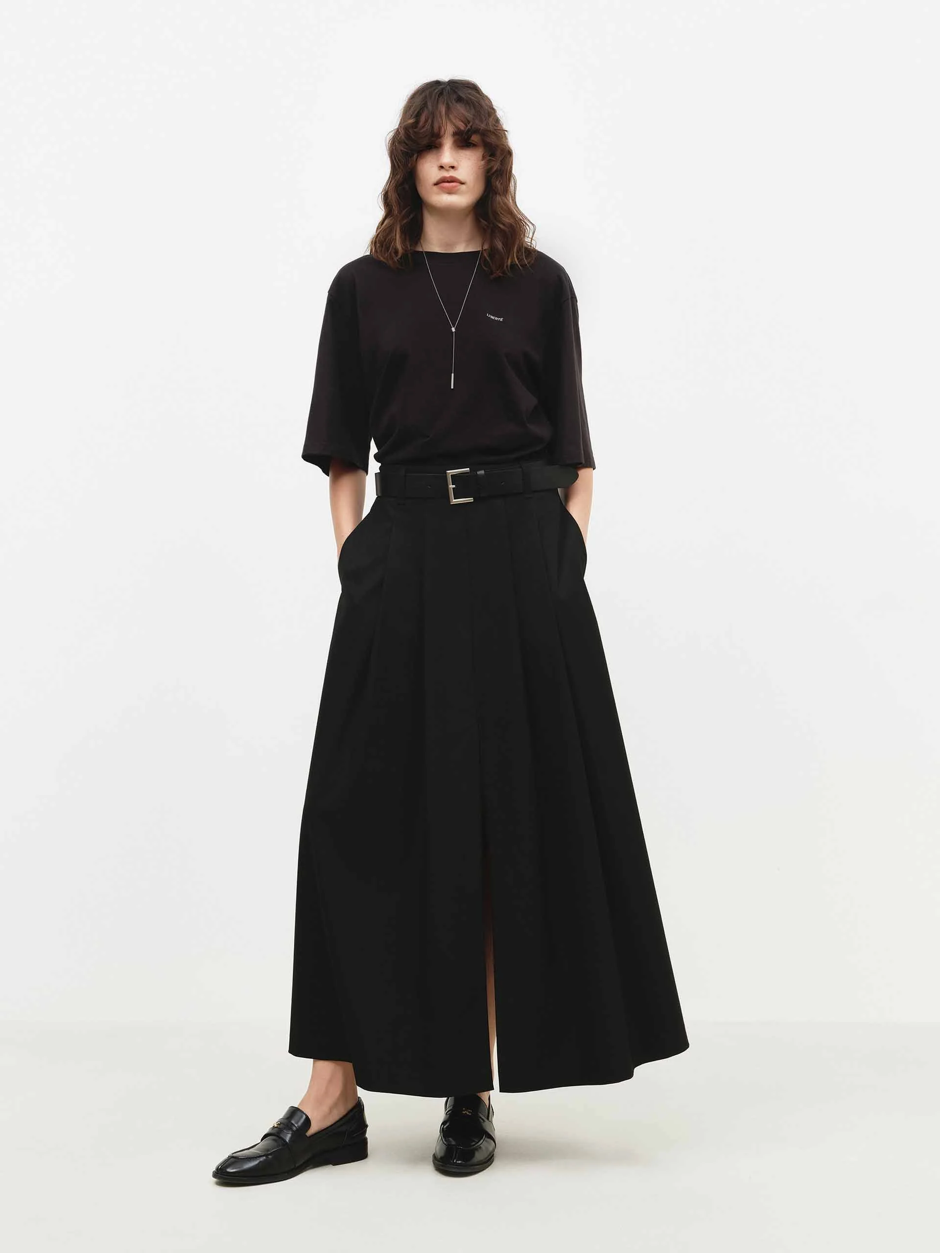 Front Slit Pleated Skirt - Image 10