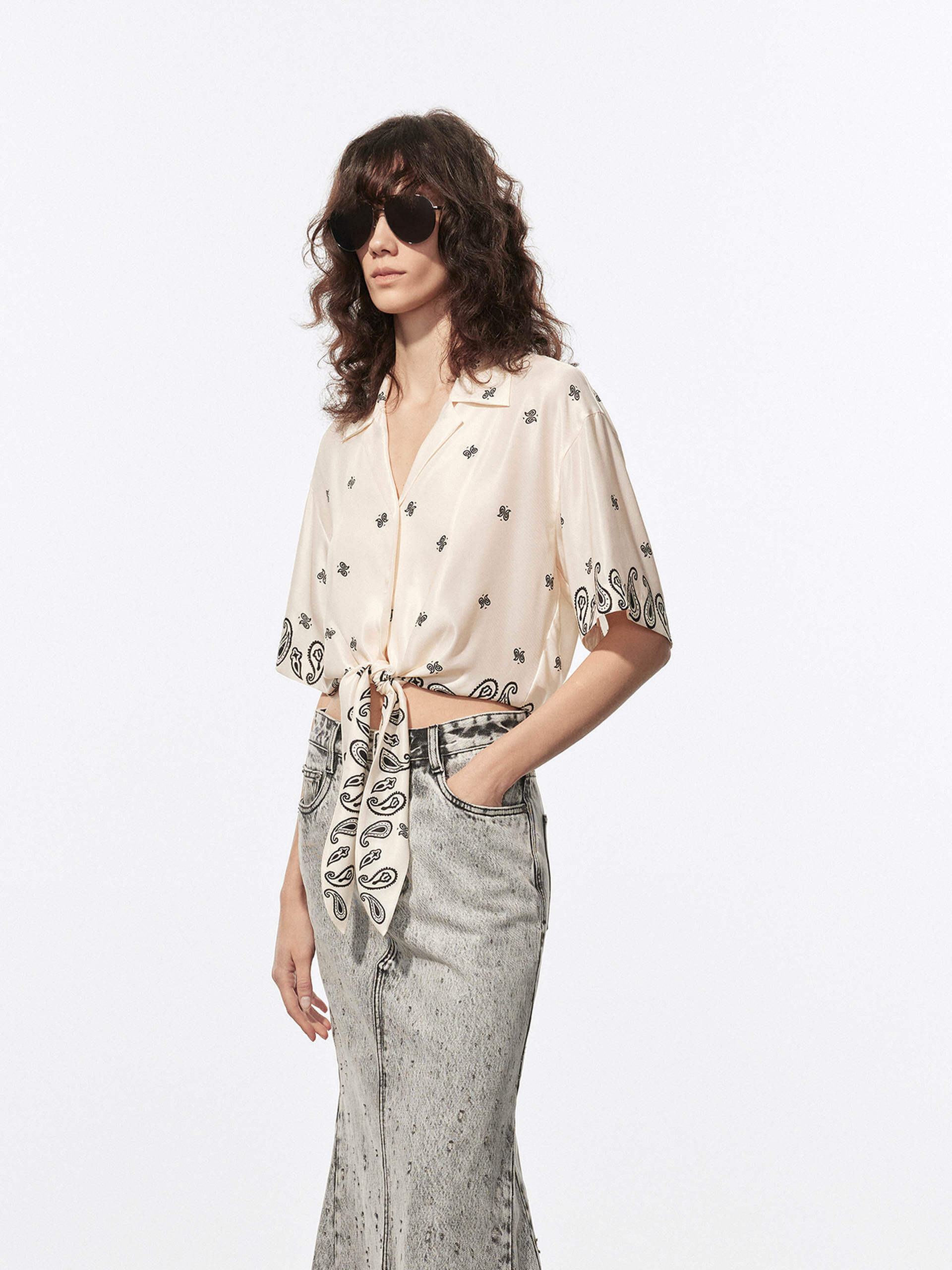 Front Tie Cropped Top - Image 7