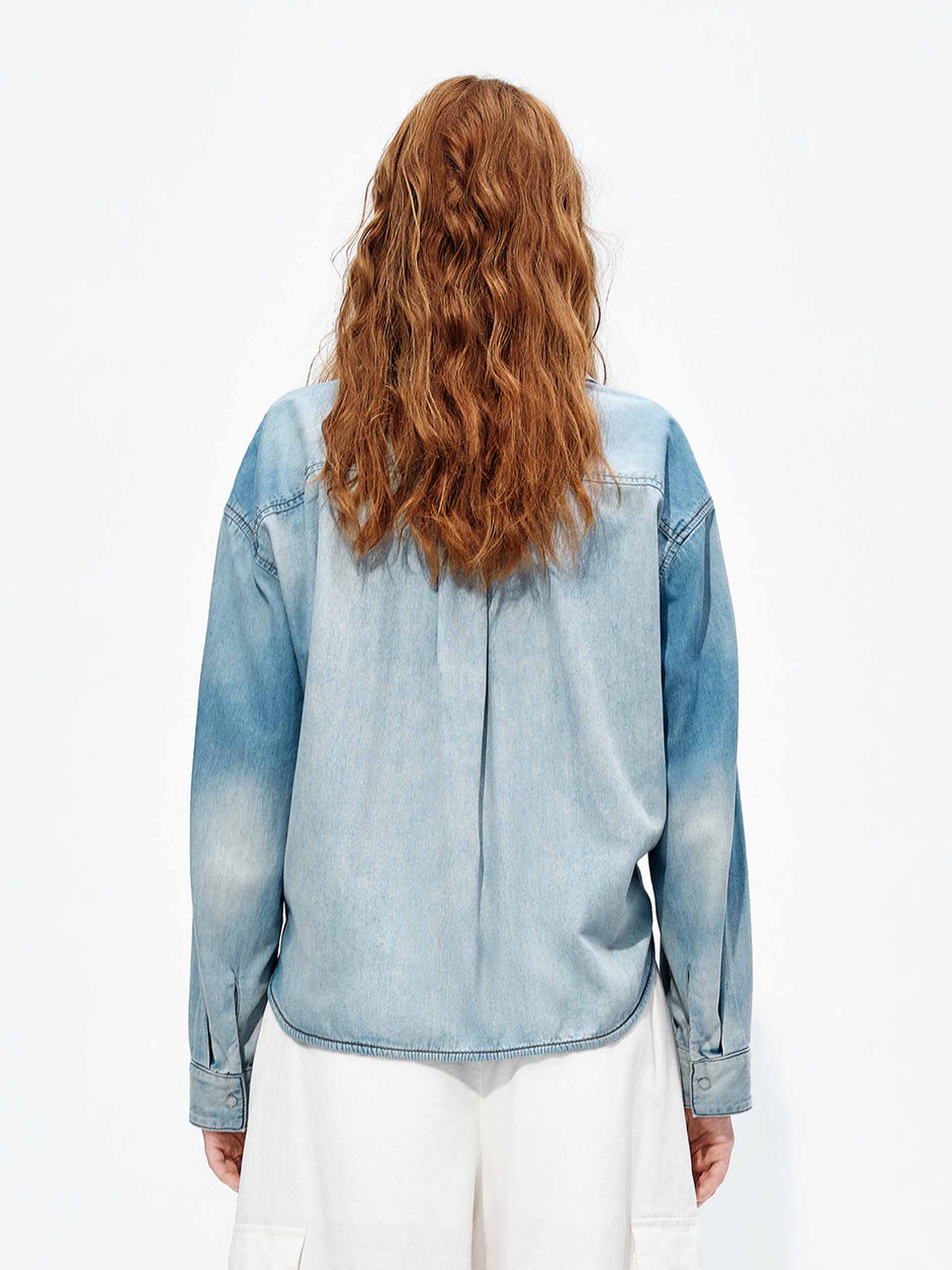 Front Twisted Cropped Shirt - Image 6
