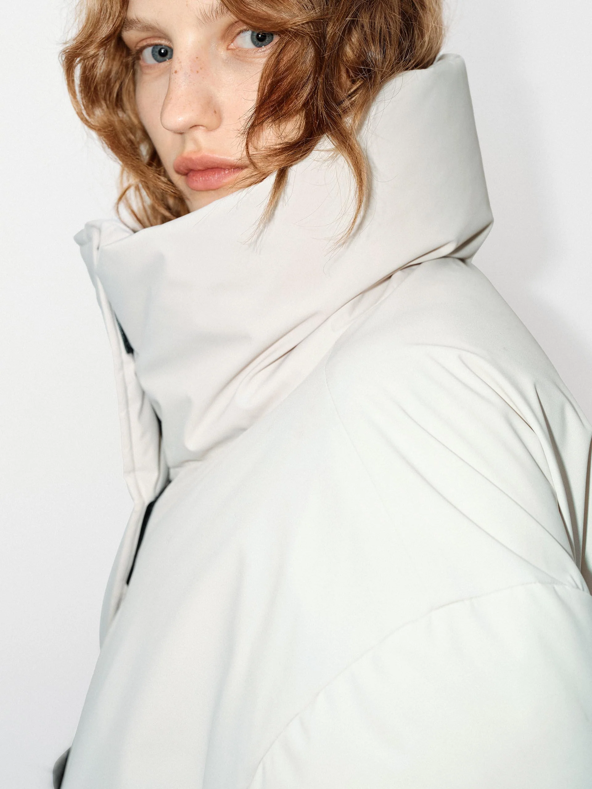 Funnel Neck Cropped Jacket - Image 8