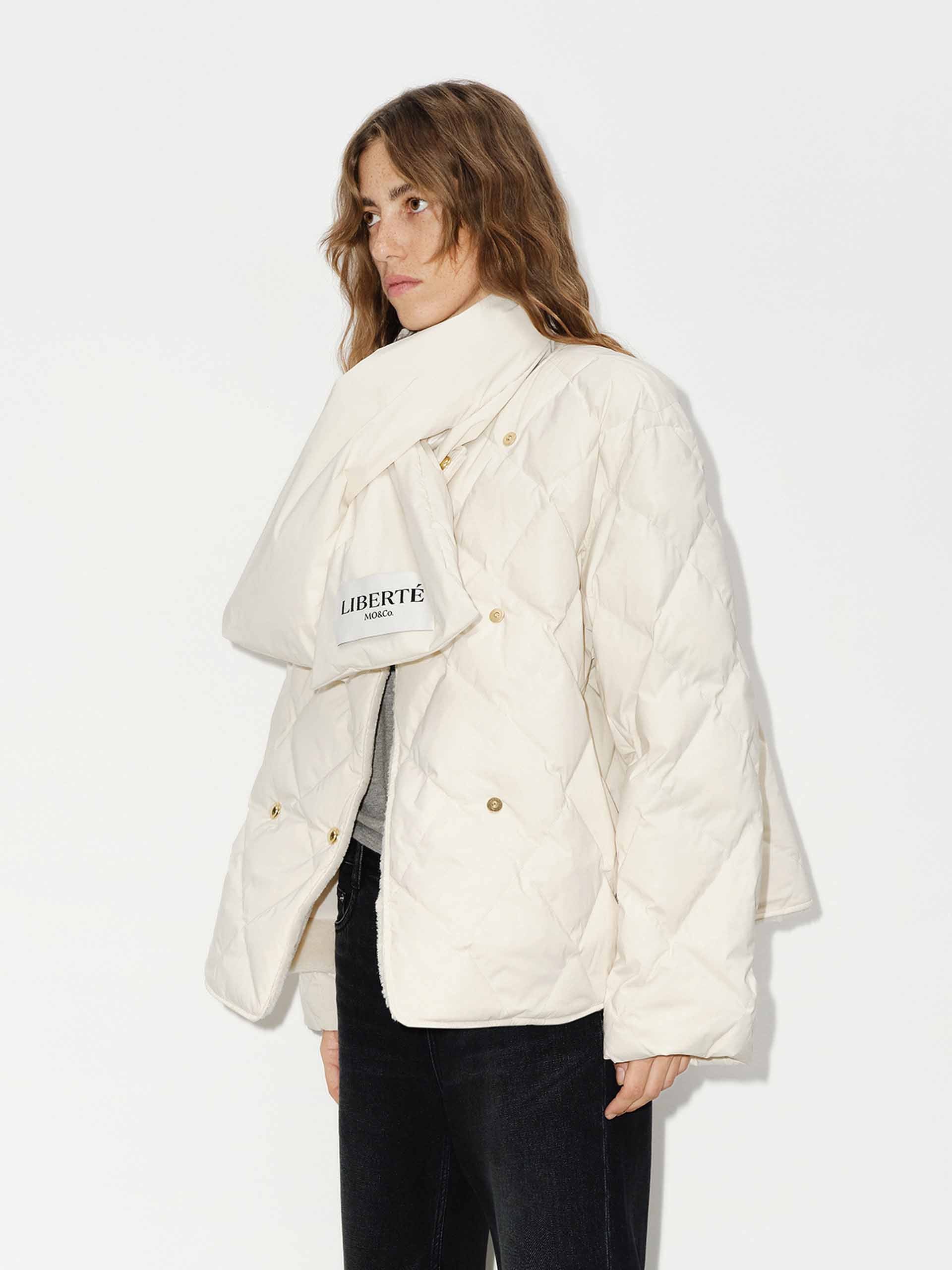 Geometric Quilted Scarf Jacket - Image 7