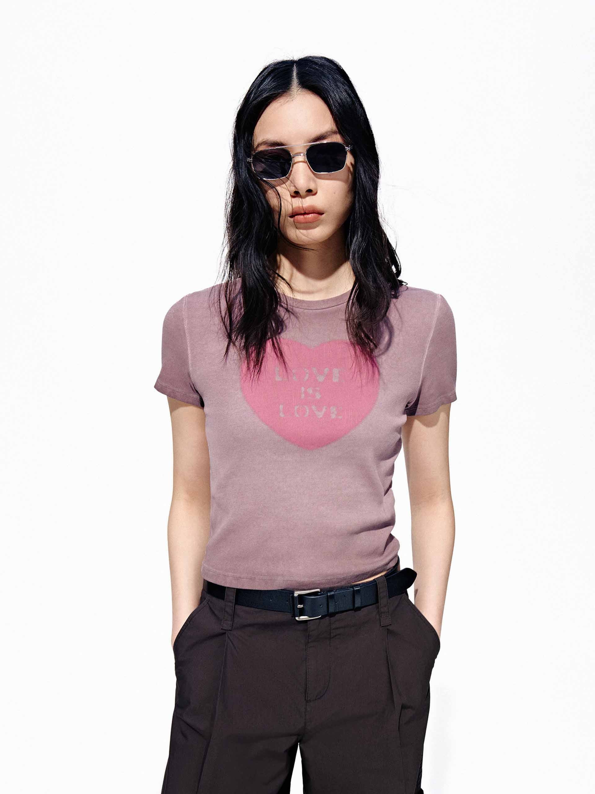 Heart Pattern Cotton T-shirt - Image 9