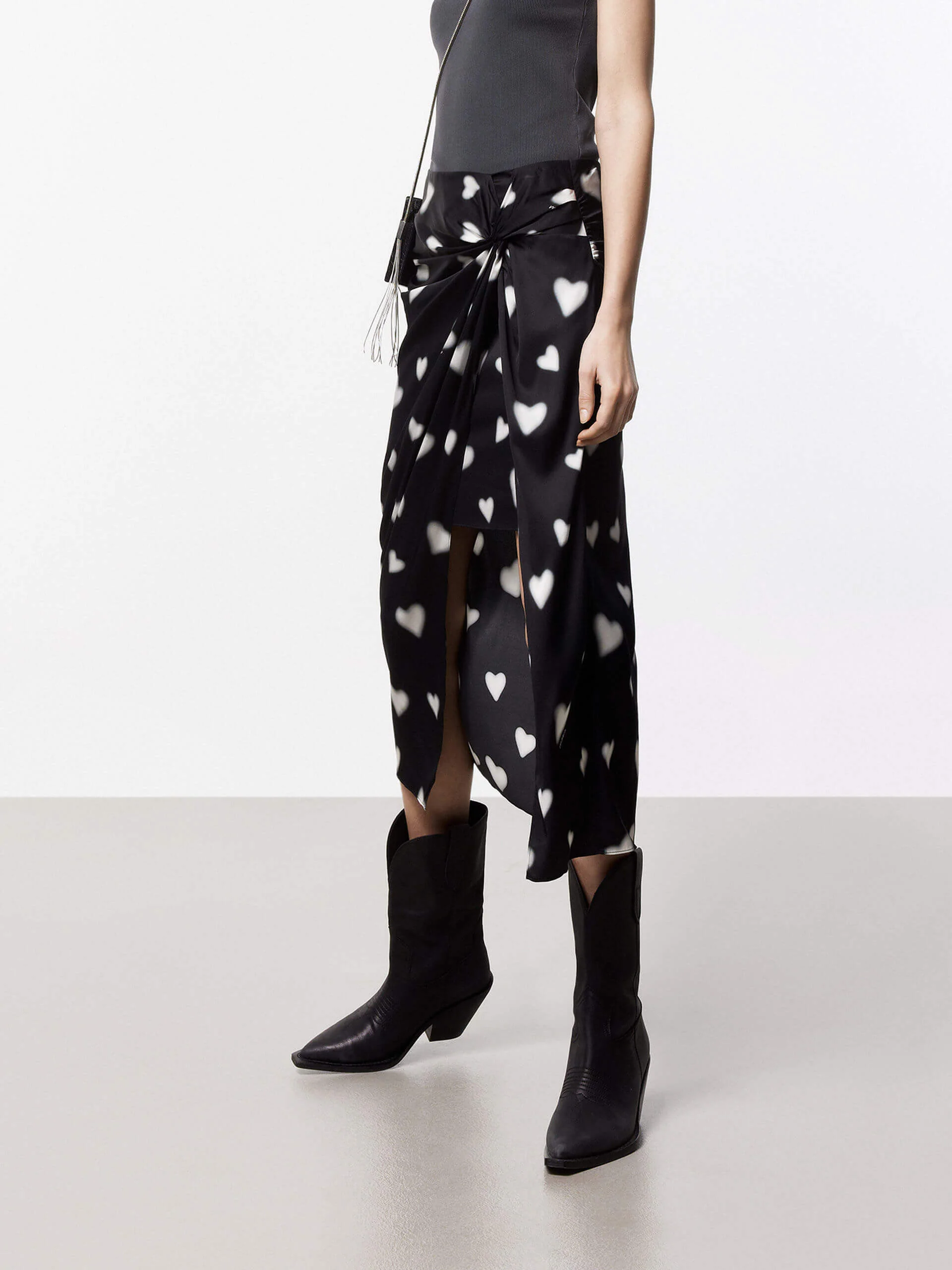 Heart Pattern Slit Skirt - Image 6