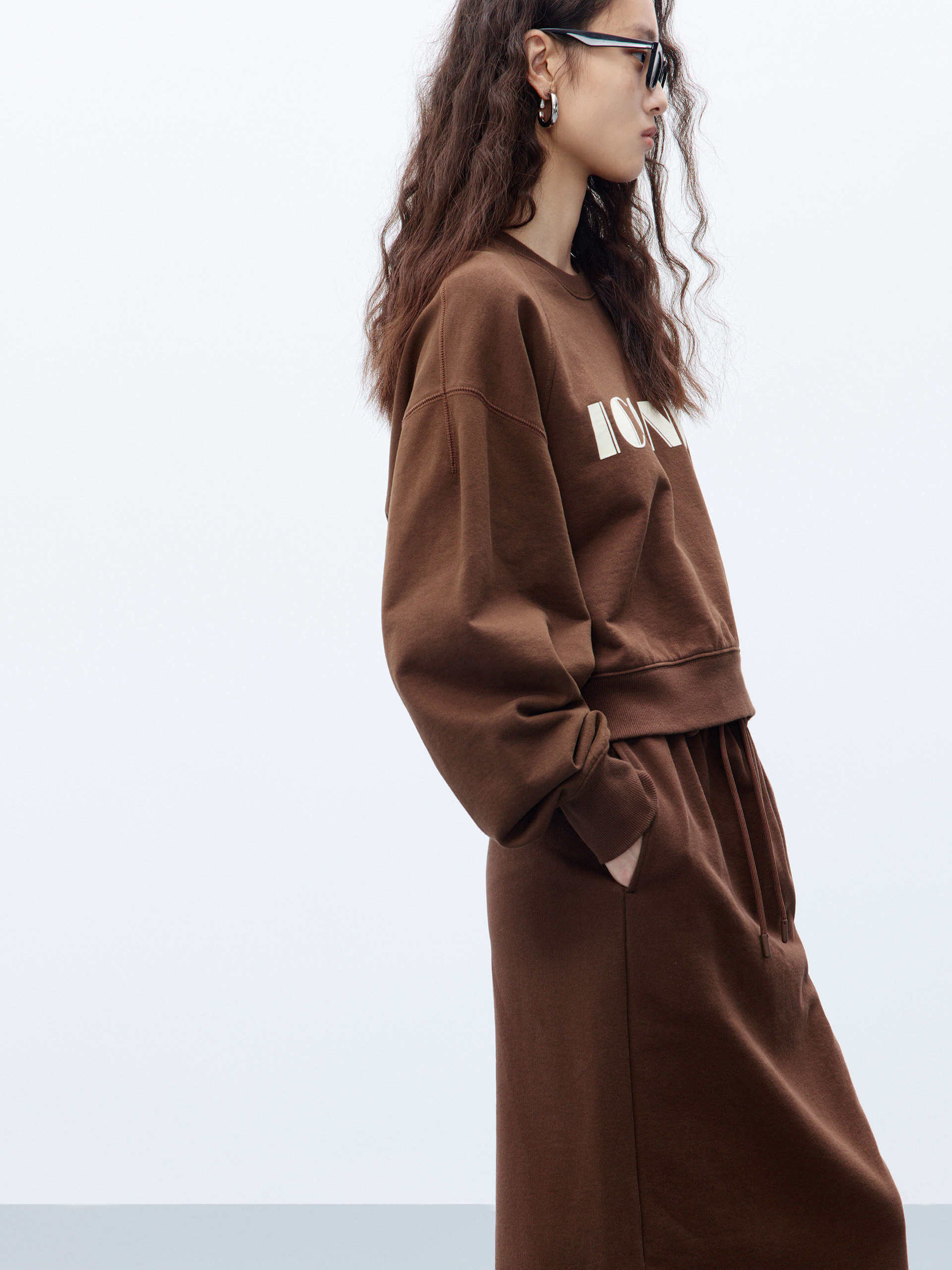 Letter Print Cotton Sweatshirt - Image 17