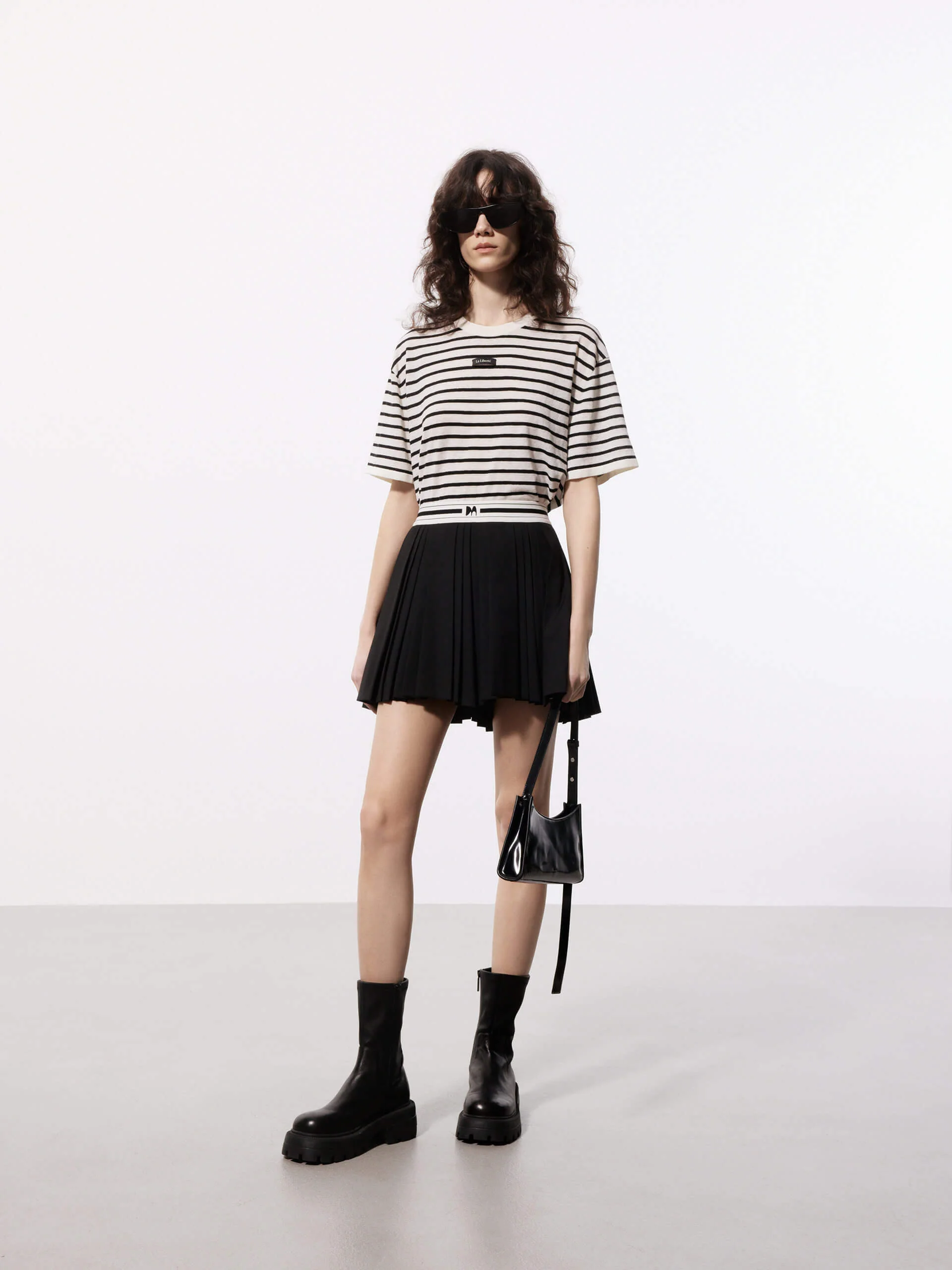 Include Linen Striped T-shirt - Image 6