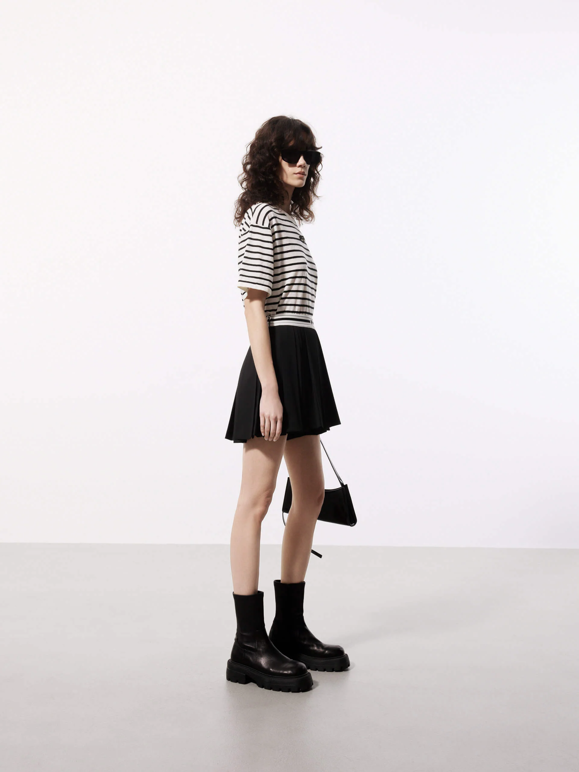Include Linen Striped T-shirt - Image 7