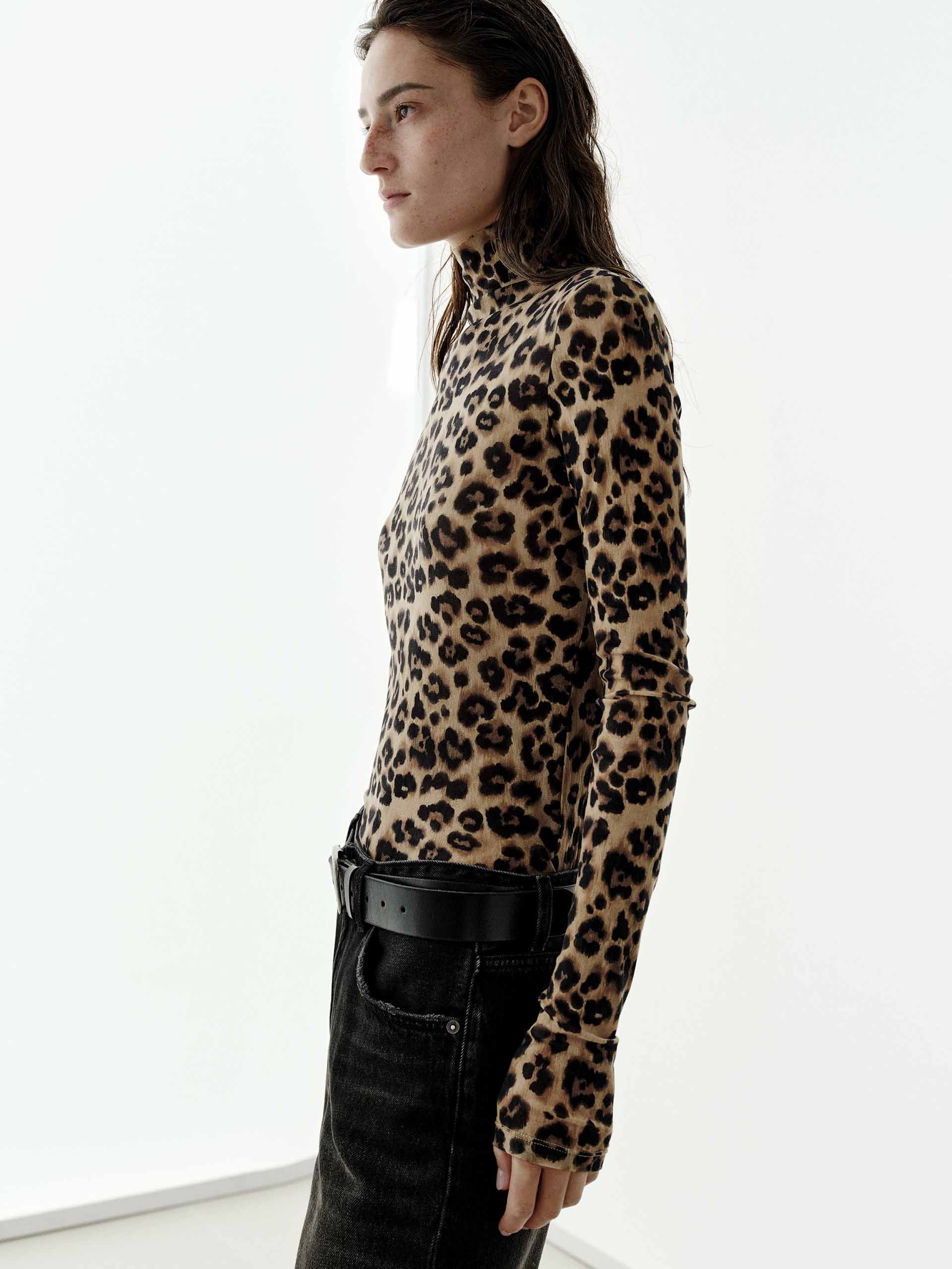 Leopard Print Fitted Blouse - Image 3