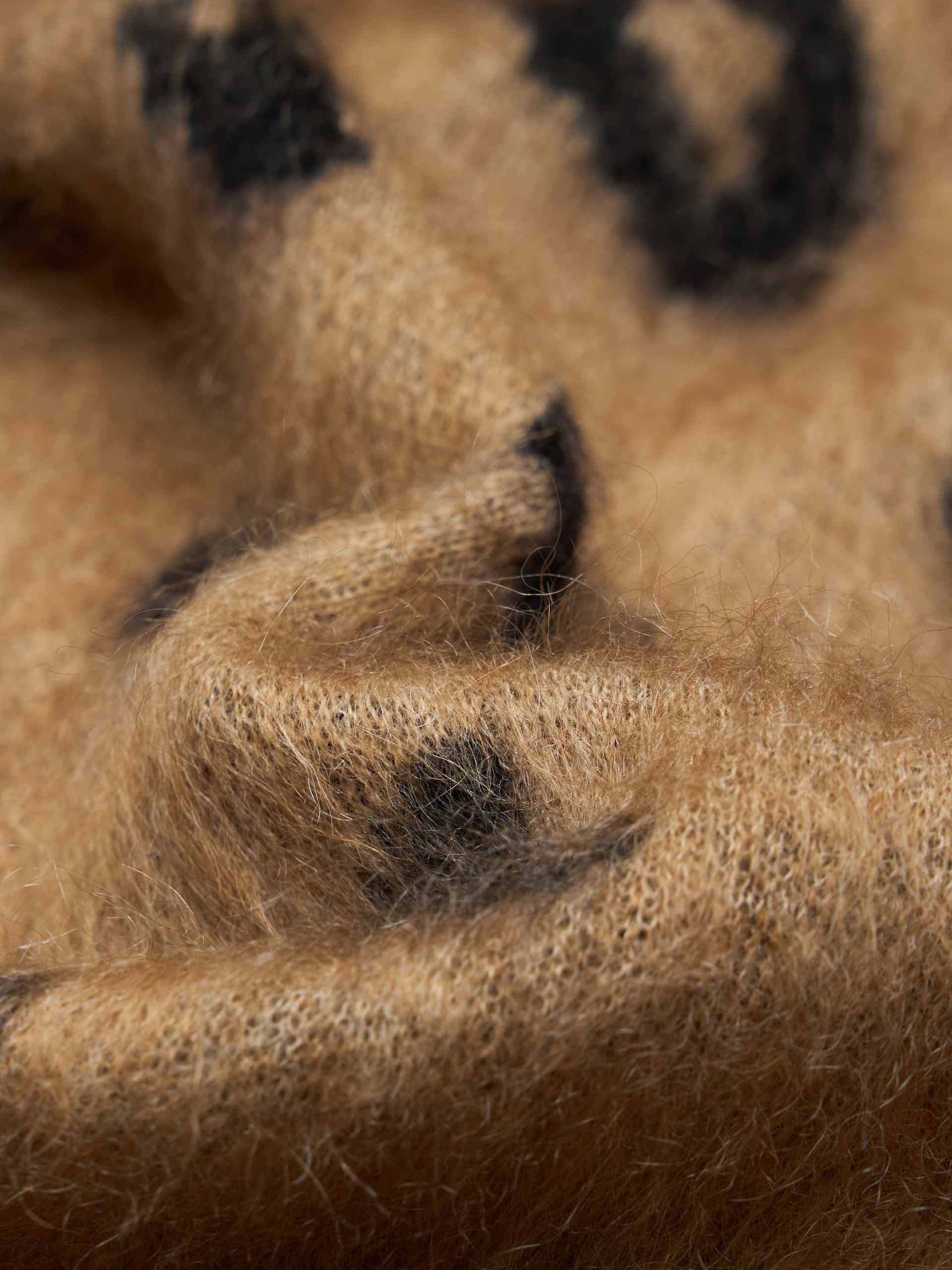 Leopard Print Relaxed Cardigan - Image 4